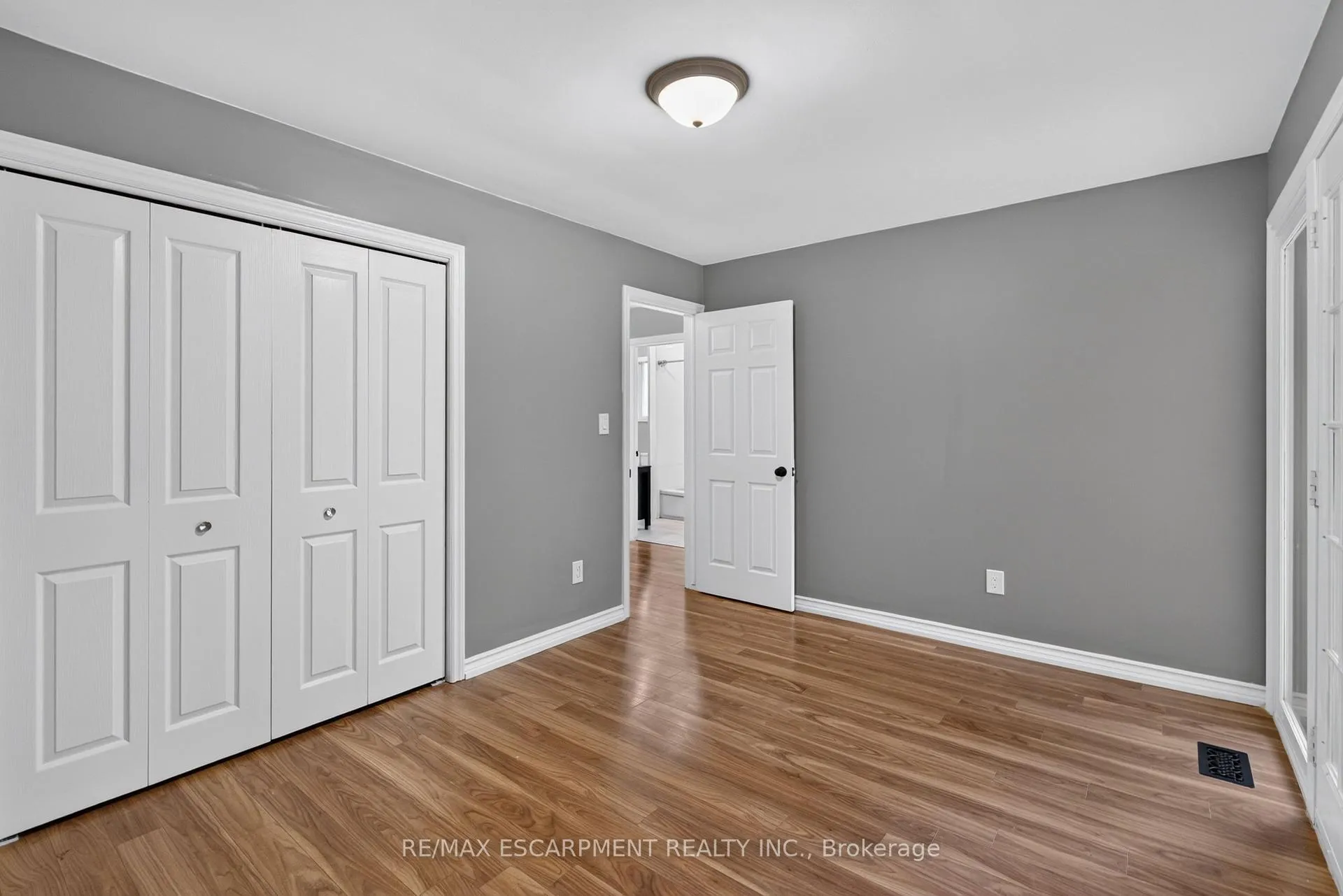 Photo 11 of Unit 1- UPPER, 294 Jones Road, Hamilton, Fruitland — HOMEH