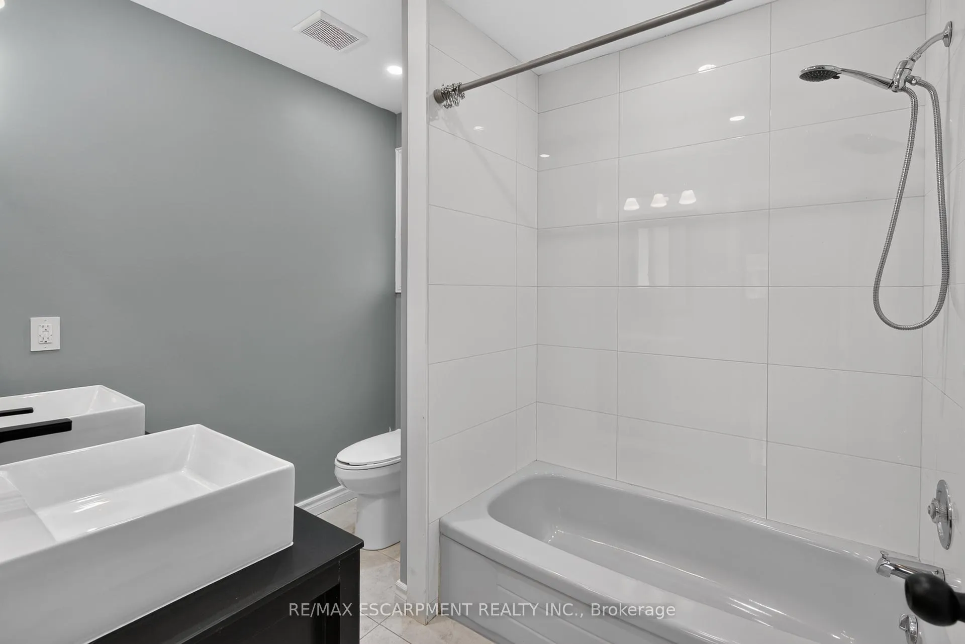 Photo 12 of Unit 1- UPPER, 294 Jones Road, Hamilton, Fruitland — HOMEH