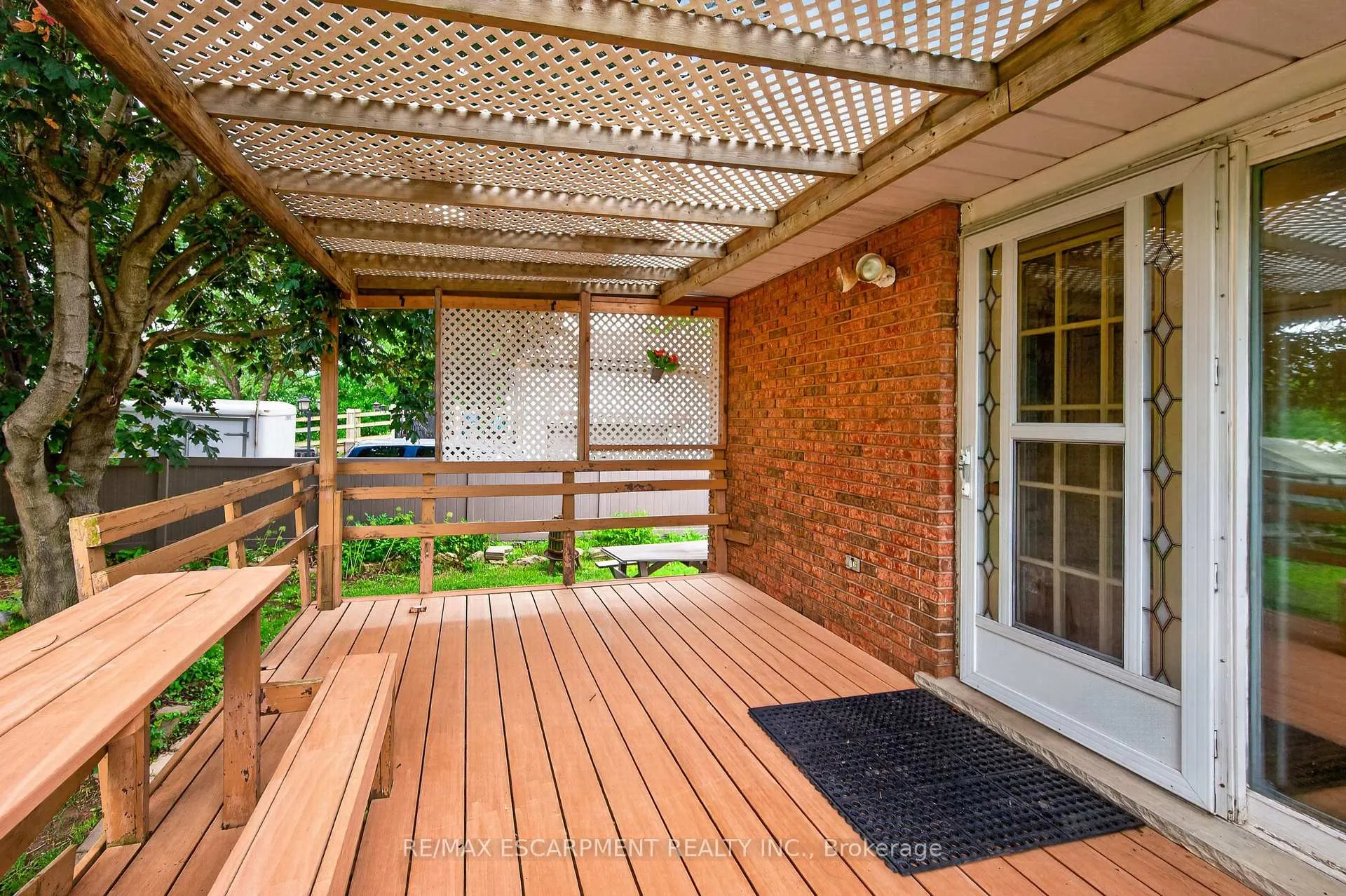 Photo 18 of Unit 1- UPPER, 294 Jones Road, Hamilton, Fruitland — HOMEH