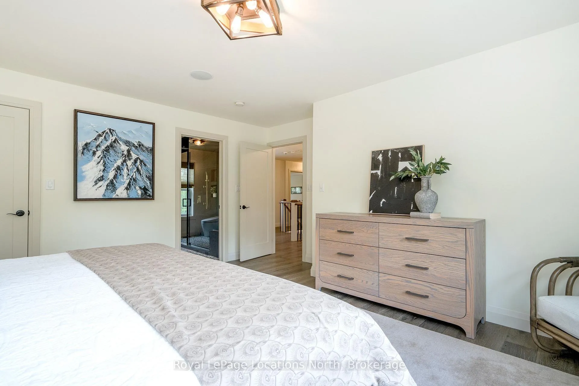Photo 26 of 4 Woodview Drive, Clearview, Rural Clearview — HOMEH