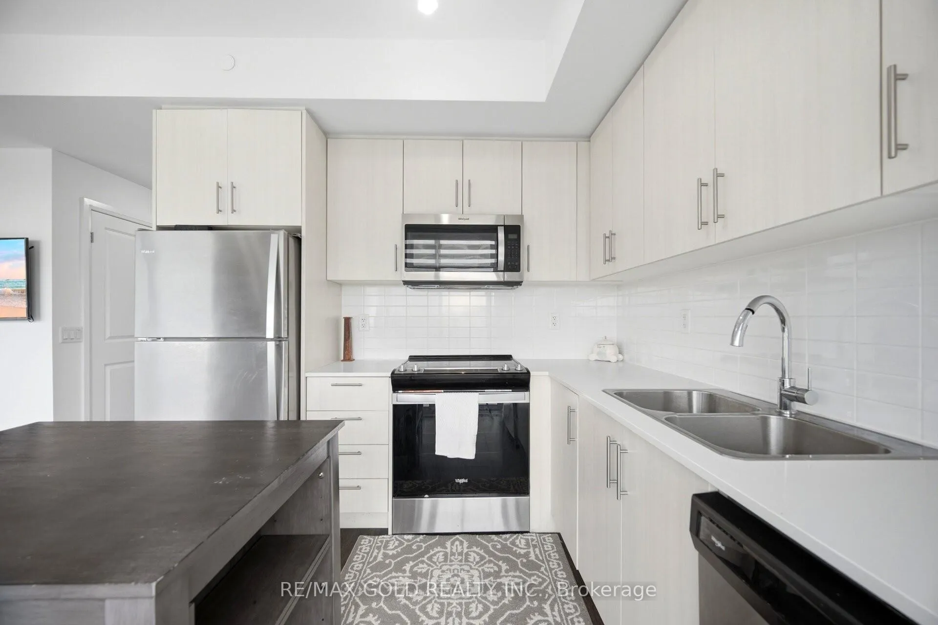 Photo 9 of Unit 307, 95 Attmar Drive, Brampton, Bram East — HOMEH