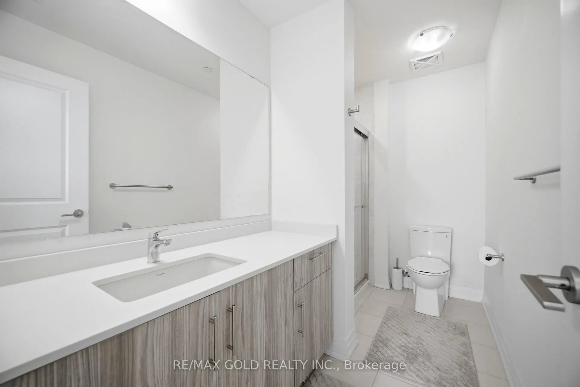Photo 13 of Unit 307, 95 Attmar Drive, Brampton, Bram East — HOMEH