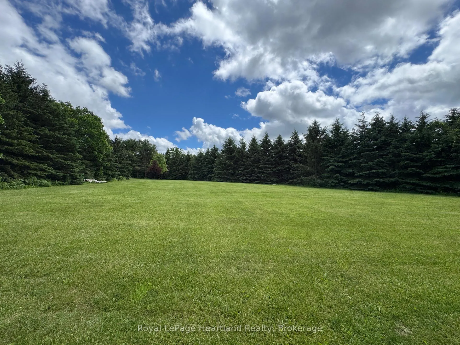Photo 2 of 1018 Harriston Road, Howick — HOMEH