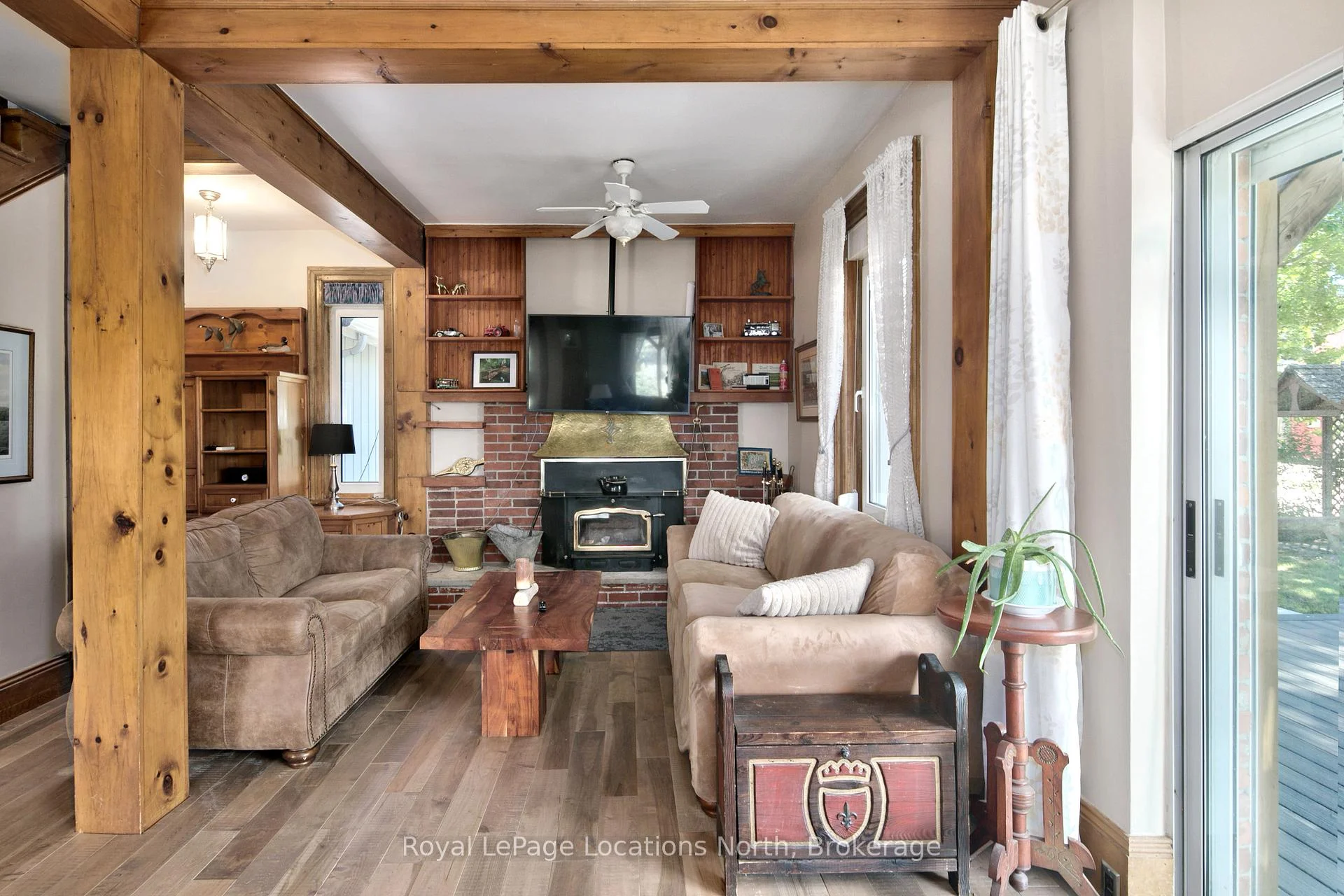 Photo 10 of 415799 10th Line, Blue Mountains — HOMEH