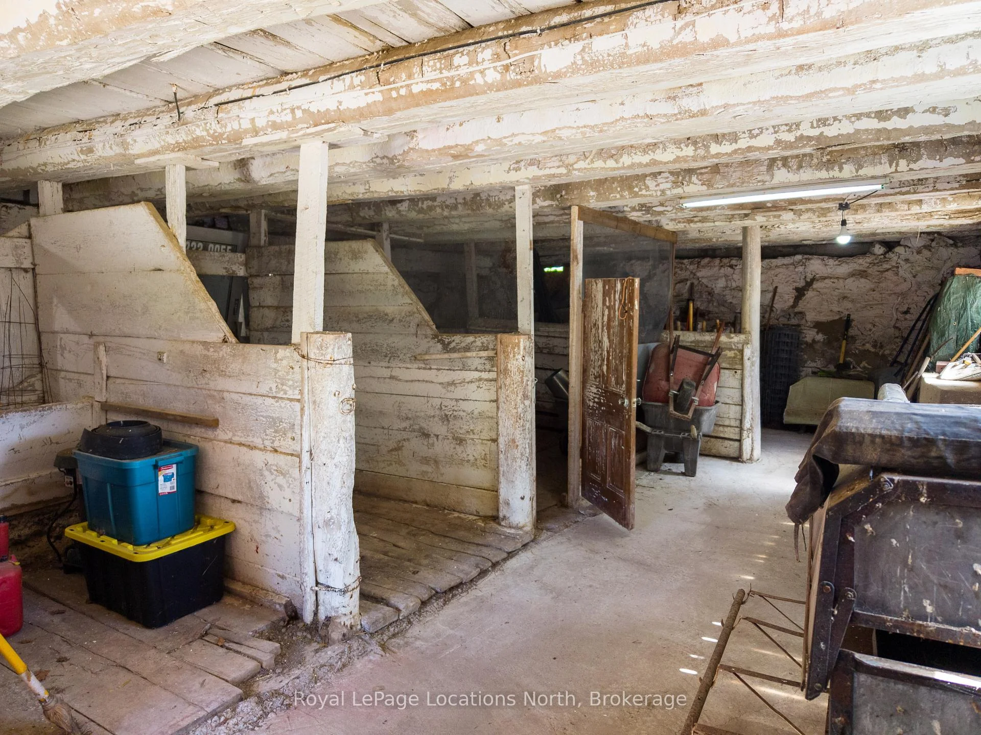 Photo 46 of 415799 10th Line, Blue Mountains — HOMEH