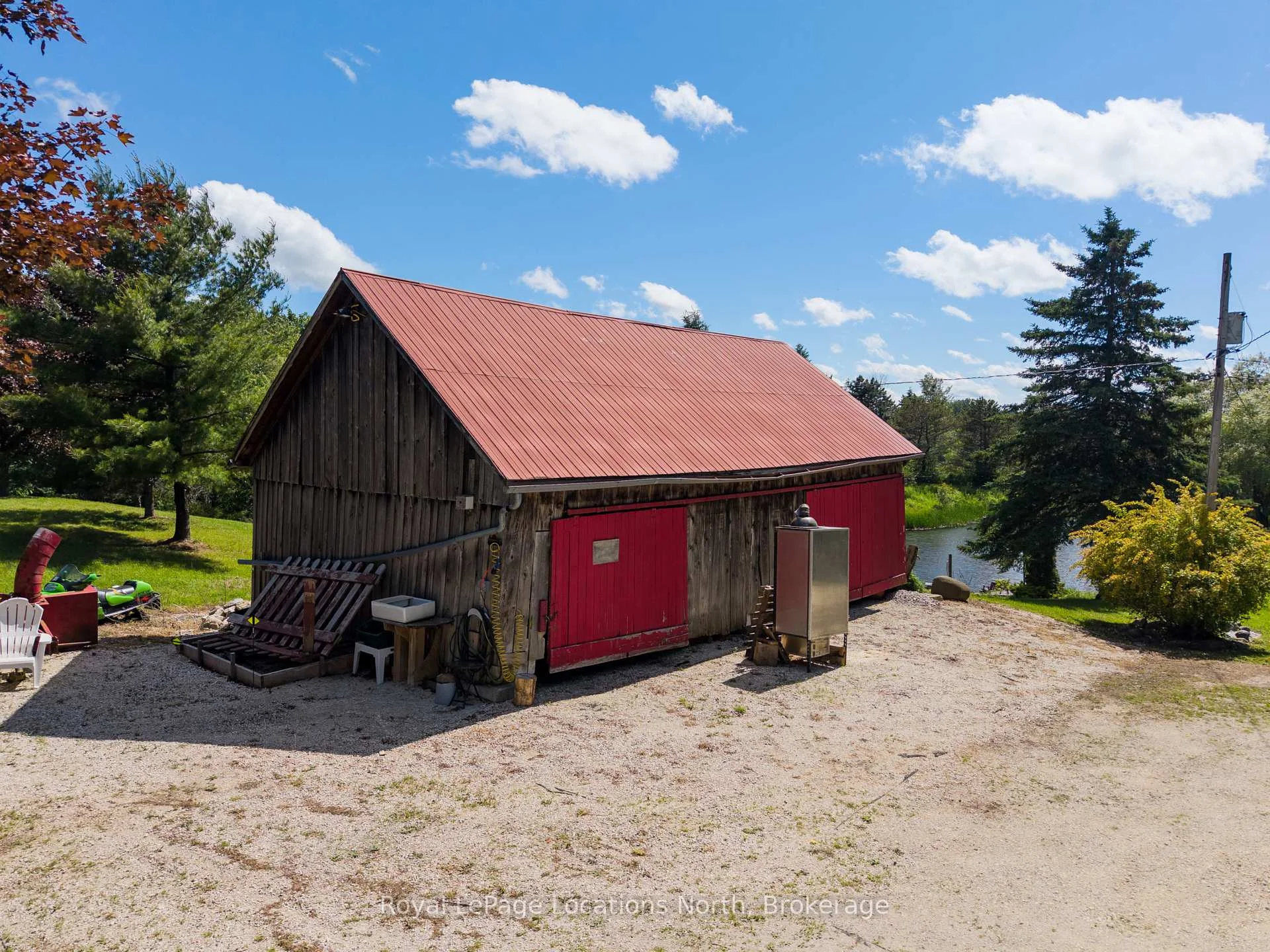 Photo 47 of 415799 10th Line, Blue Mountains — HOMEH