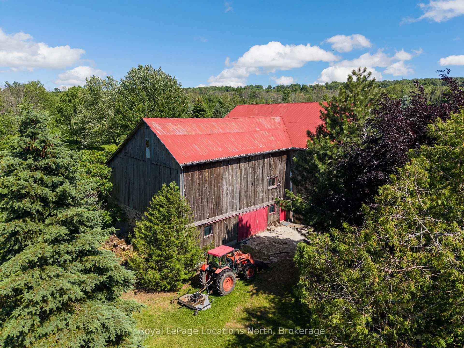 Photo 51 of 415799 10th Line, Blue Mountains — HOMEH