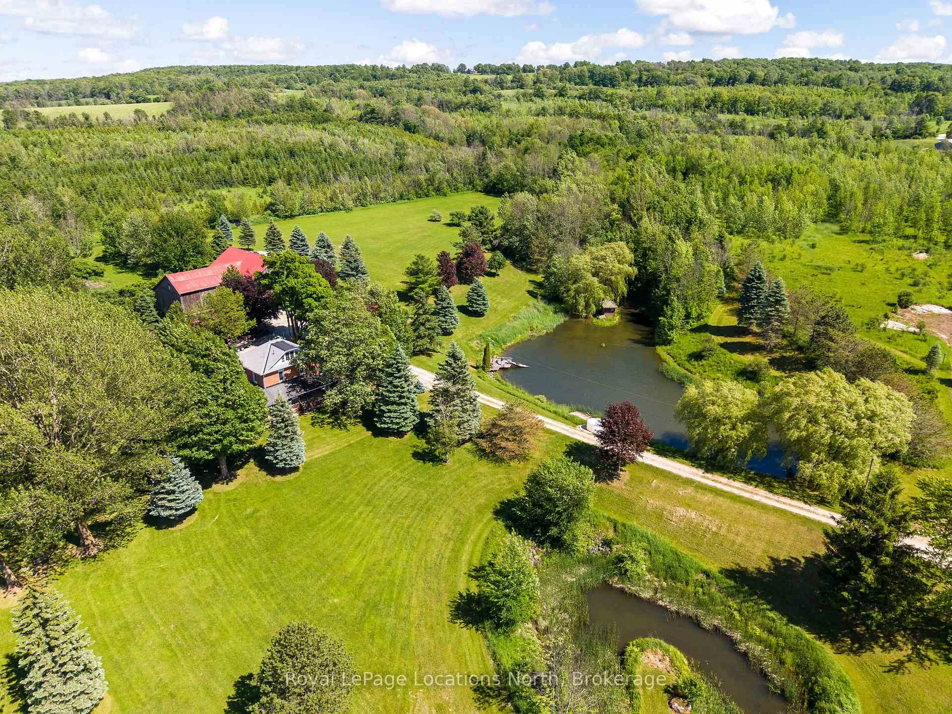 Photo 61 of 415799 10th Line, Blue Mountains — HOMEH