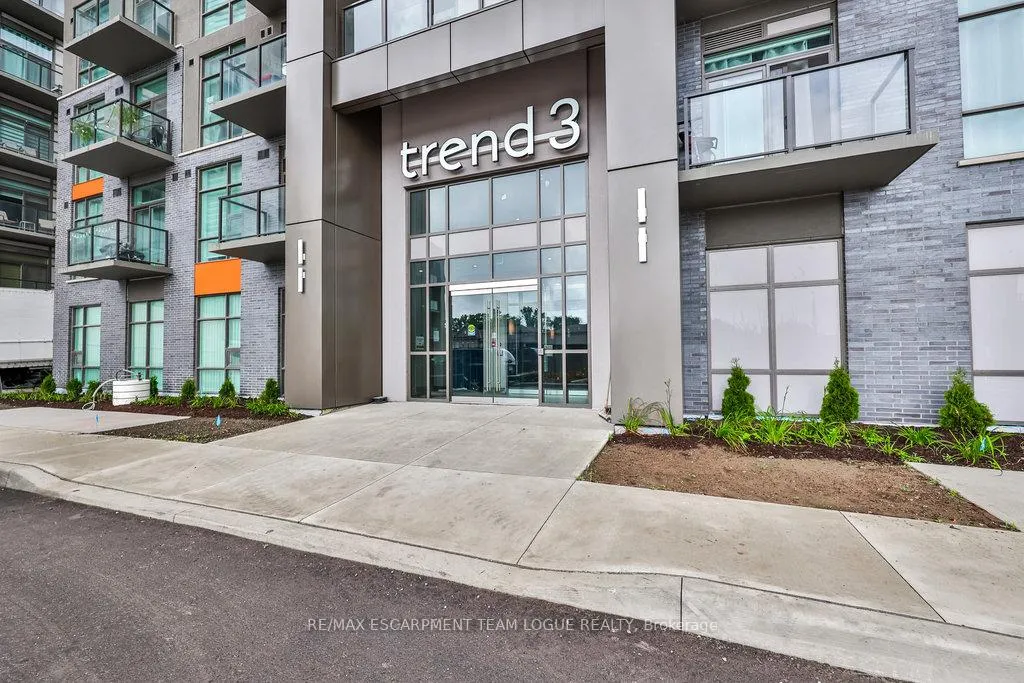 Photo 4 of Unit 813, 470 Dundas Street E, Hamilton, Waterdown — HOMEH