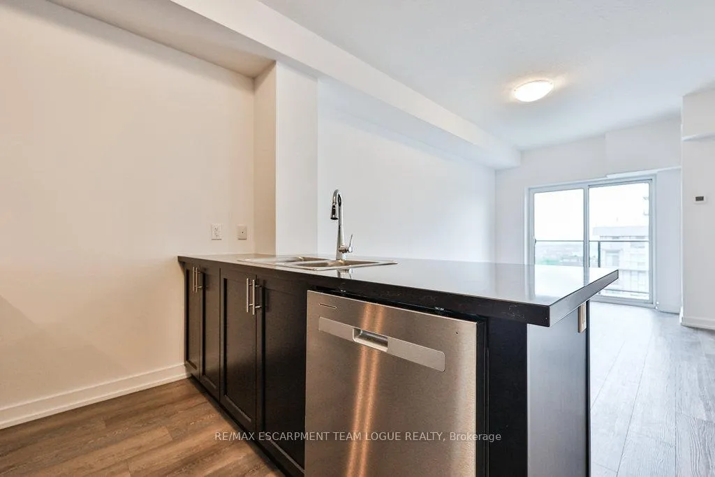 Photo 20 of Unit 813, 470 Dundas Street E, Hamilton, Waterdown — HOMEH