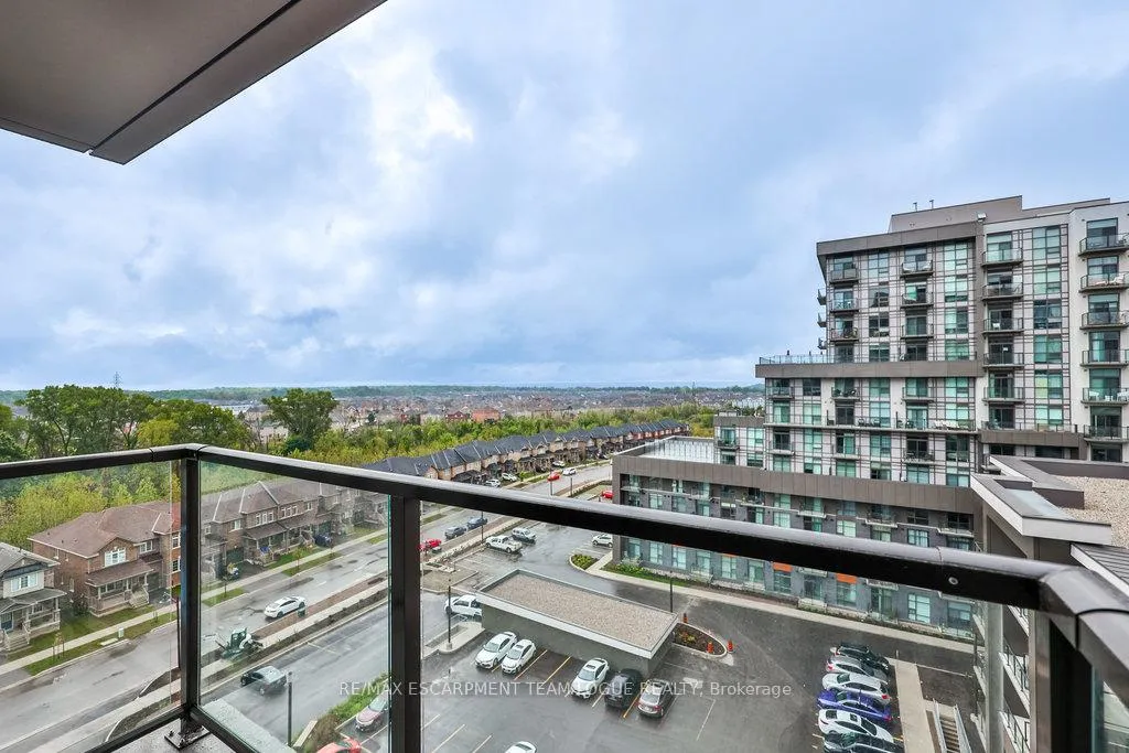 Photo 32 of Unit 813, 470 Dundas Street E, Hamilton, Waterdown — HOMEH
