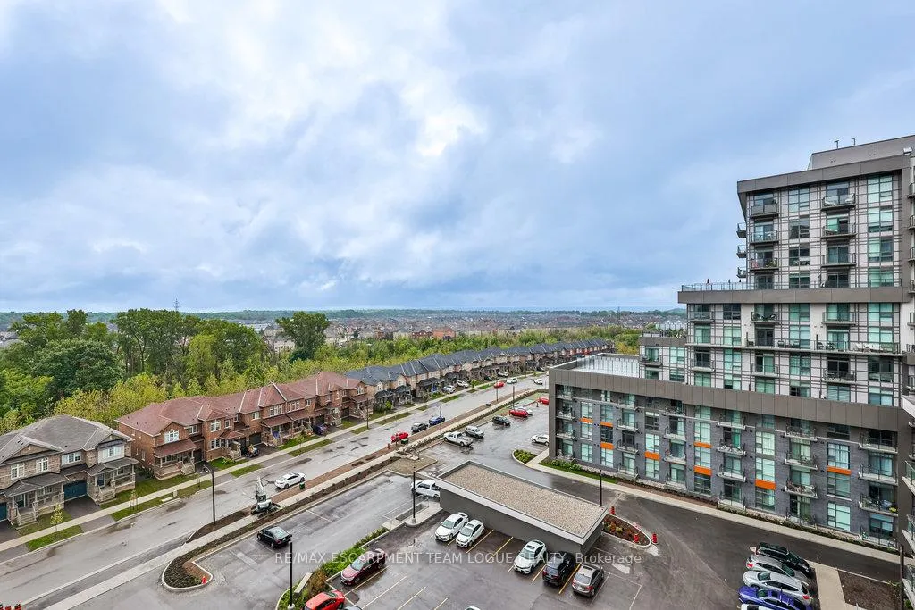 Photo 35 of Unit 813, 470 Dundas Street E, Hamilton, Waterdown — HOMEH
