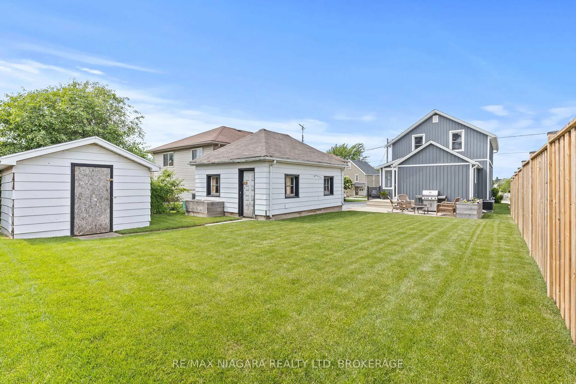 Photo 2 of 47 Sullivan Avenue, Thorold, Thorold Downtown — HOMEH