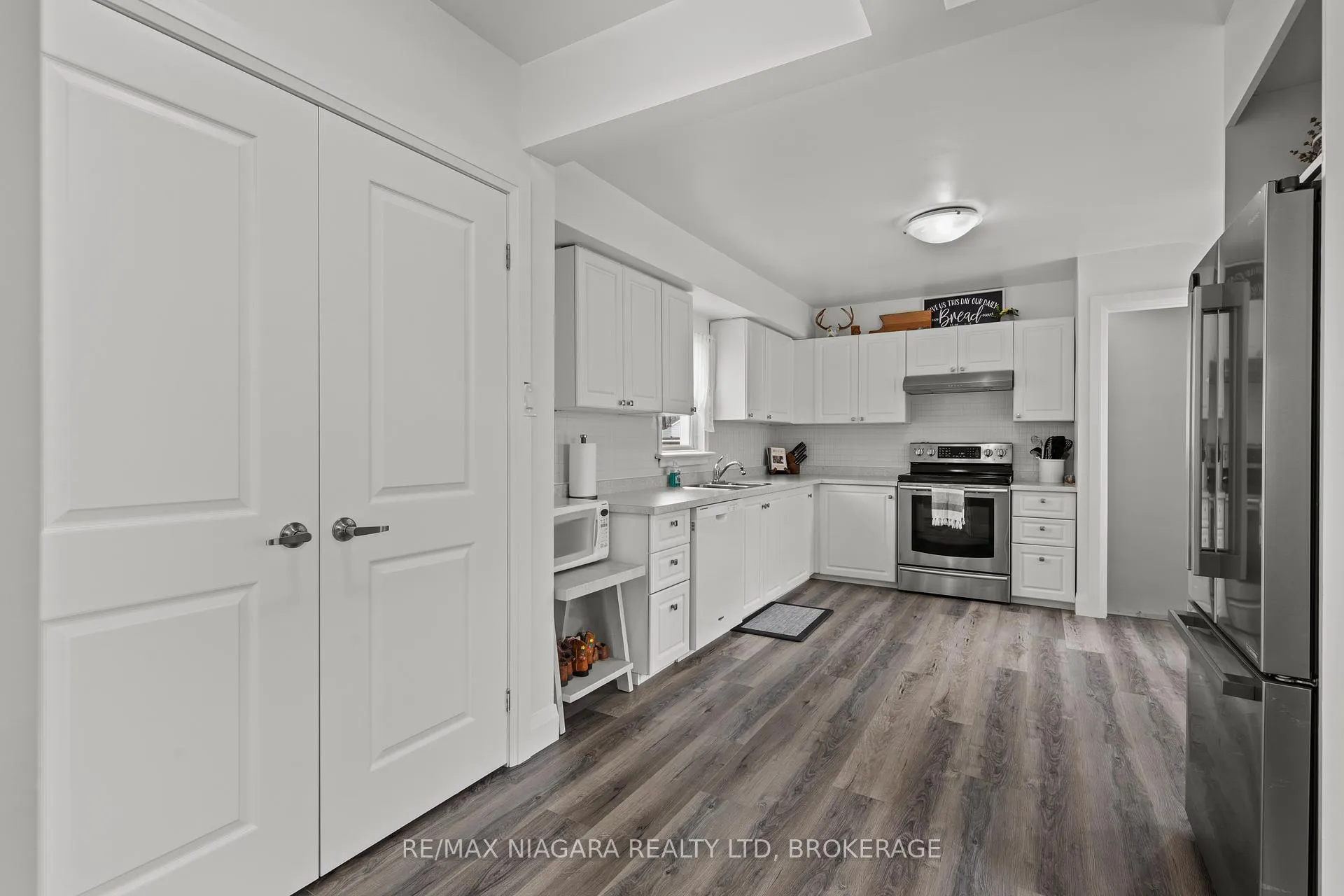 Photo 14 of 47 Sullivan Avenue, Thorold, Thorold Downtown — HOMEH