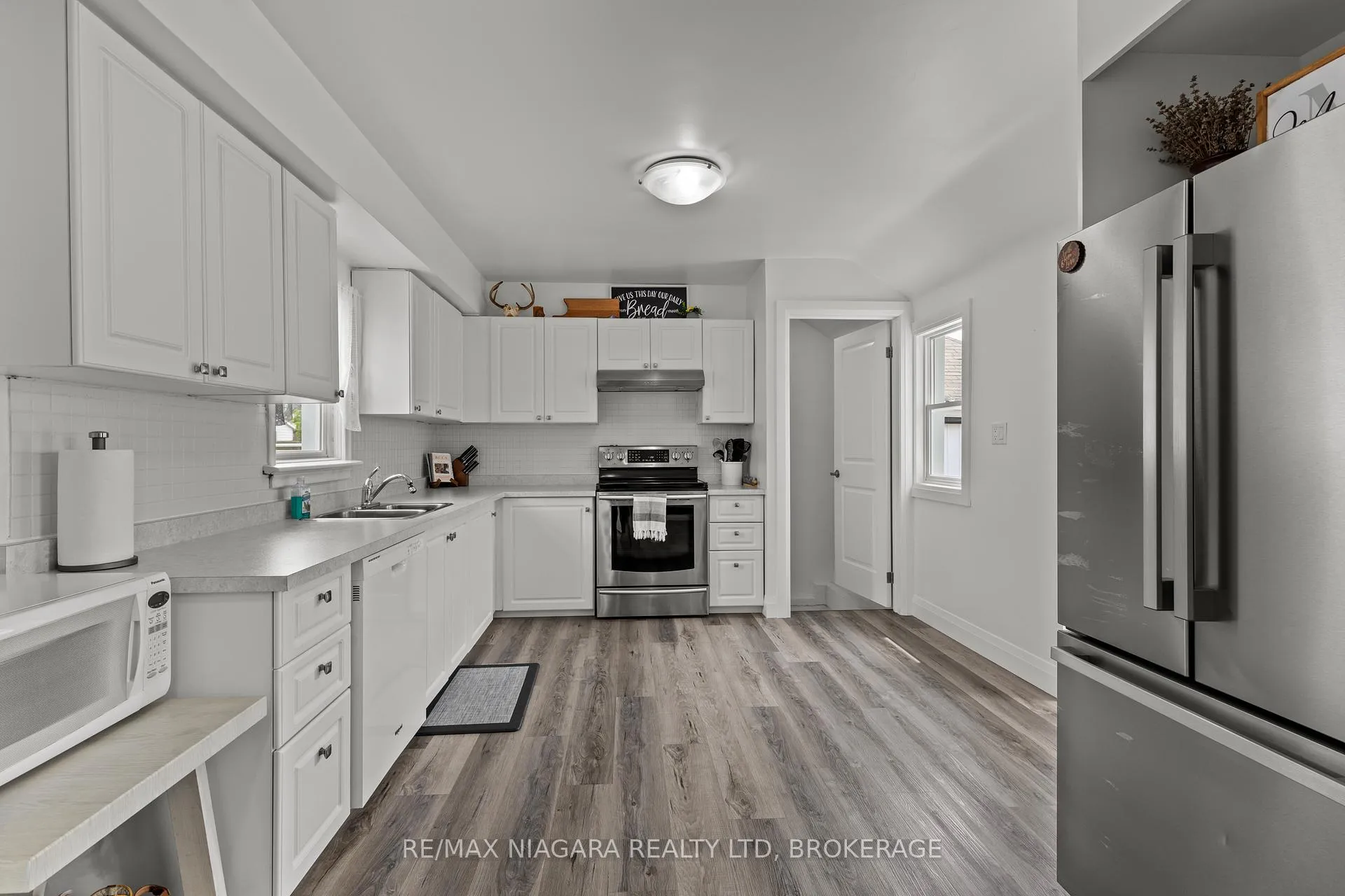 Photo 15 of 47 Sullivan Avenue, Thorold, Thorold Downtown — HOMEH