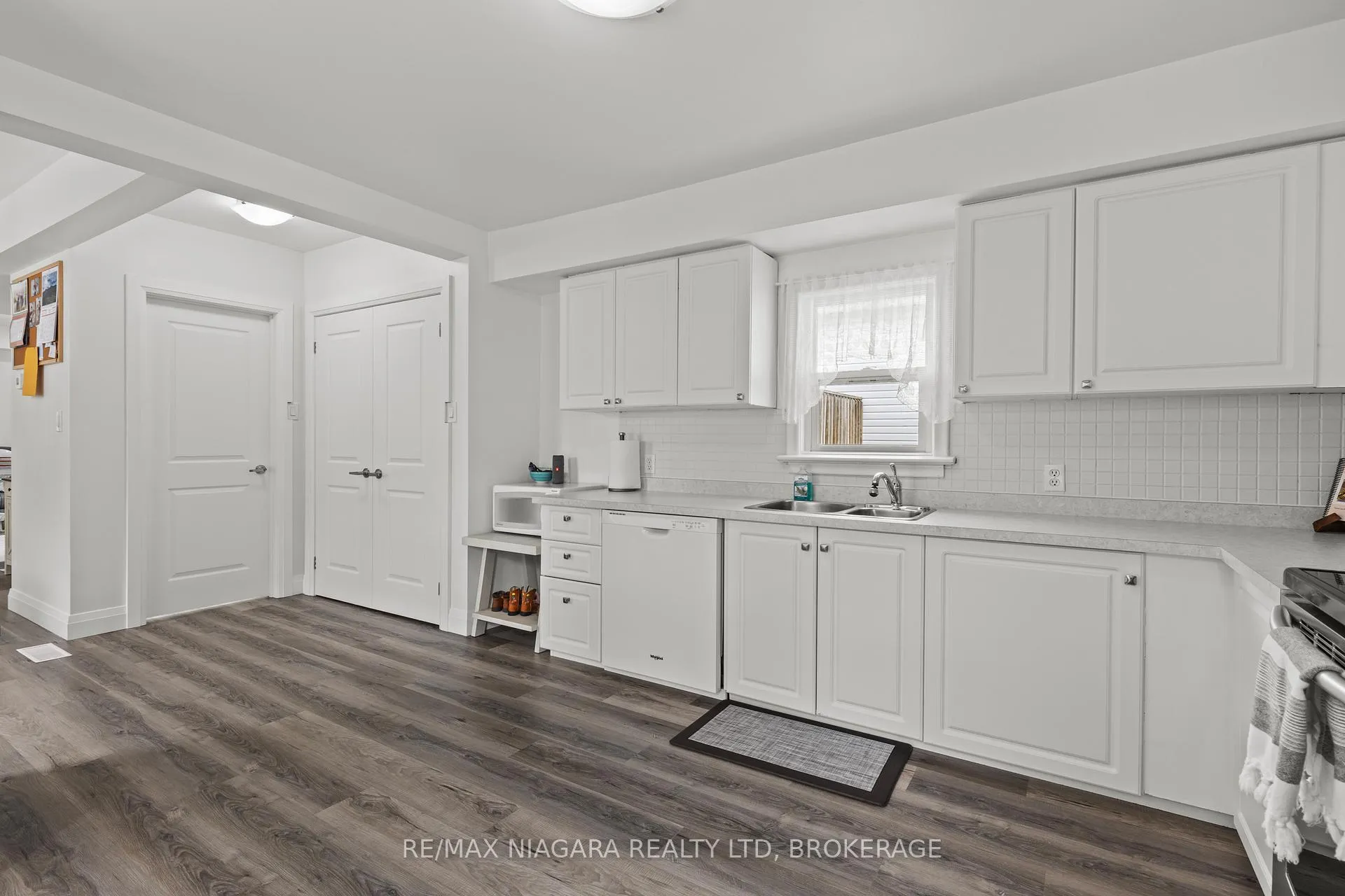 Photo 17 of 47 Sullivan Avenue, Thorold, Thorold Downtown — HOMEH