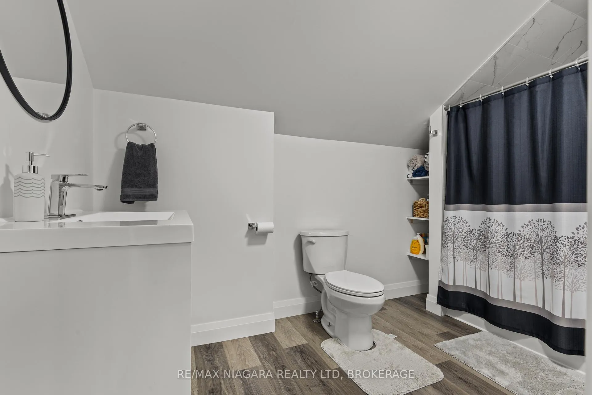 Photo 29 of 47 Sullivan Avenue, Thorold, Thorold Downtown — HOMEH