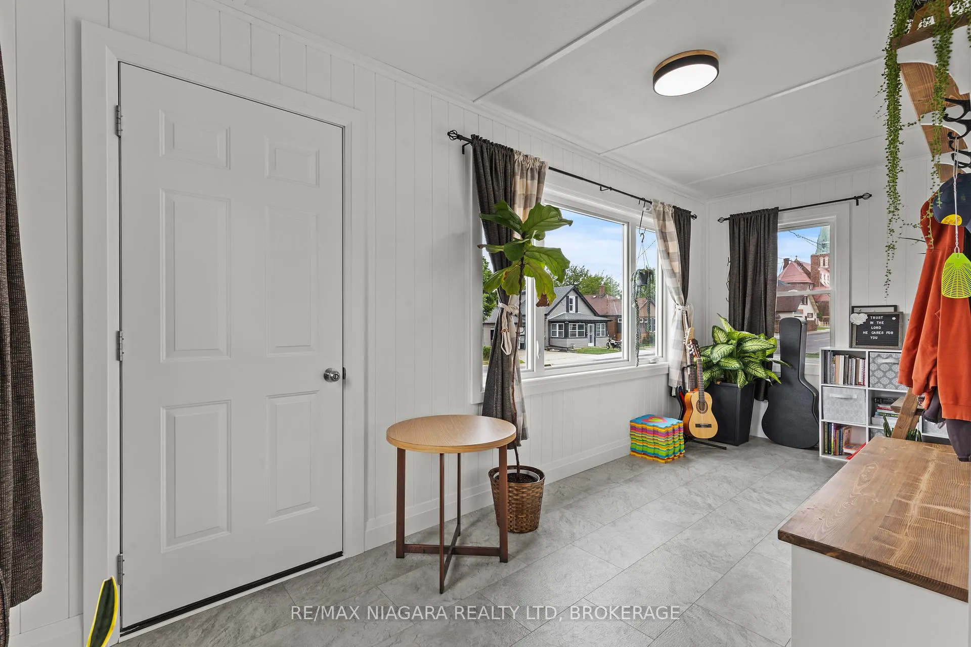 Photo 32 of 47 Sullivan Avenue, Thorold, Thorold Downtown — HOMEH