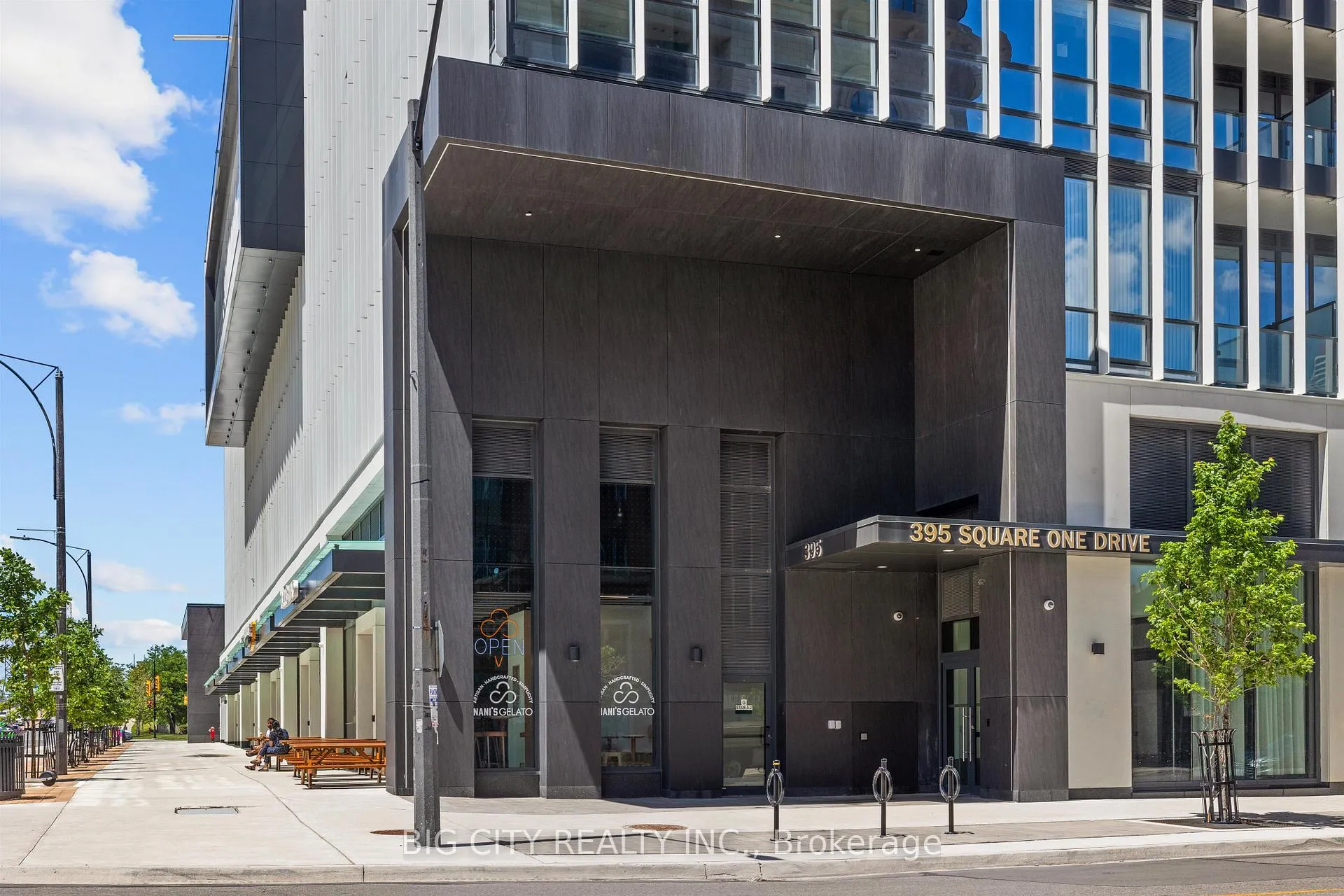 Photo 33 of Unit 3304, 395 Square One Drive, Mississauga, City Centre — HOMEH