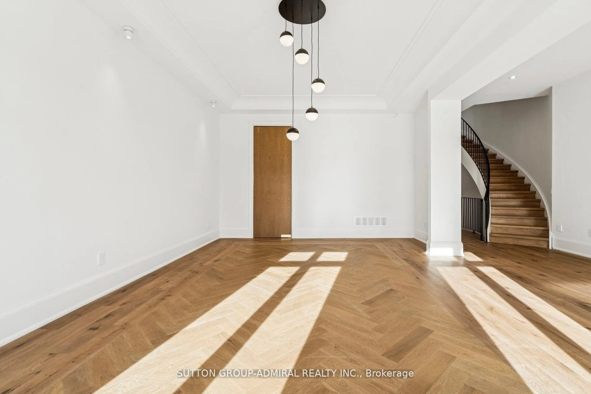 Photo 3 of 78 Burncrest Drive, Toronto, Bedford Park-Nortown — HOMEH