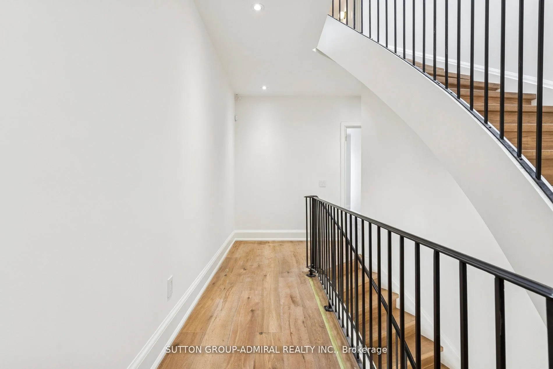 Photo 6 of 78 Burncrest Drive, Toronto, Bedford Park-Nortown — HOMEH