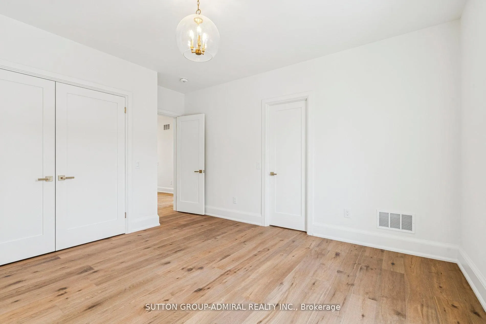 Photo 13 of 78 Burncrest Drive, Toronto, Bedford Park-Nortown — HOMEH