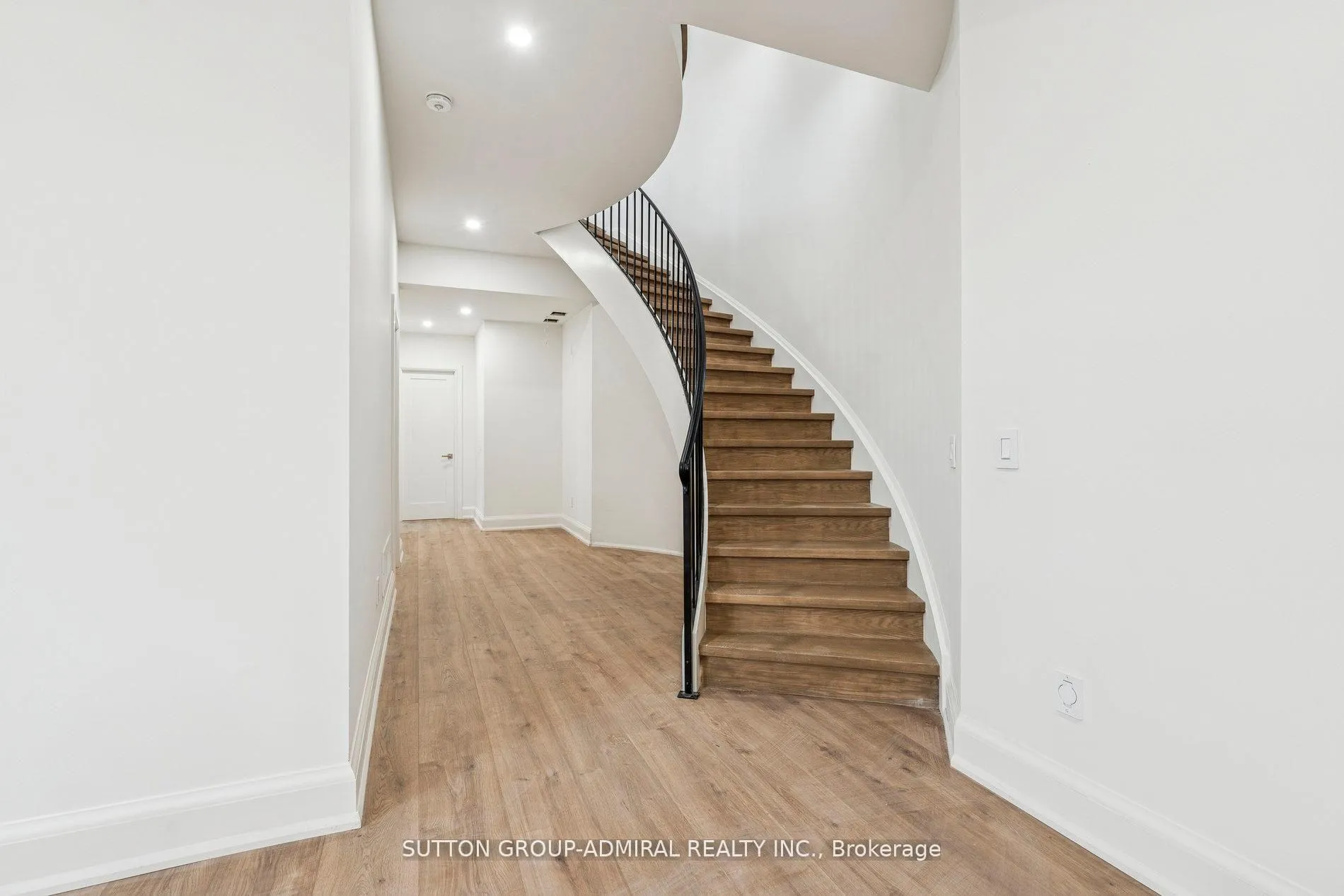 Photo 28 of 78 Burncrest Drive, Toronto, Bedford Park-Nortown — HOMEH