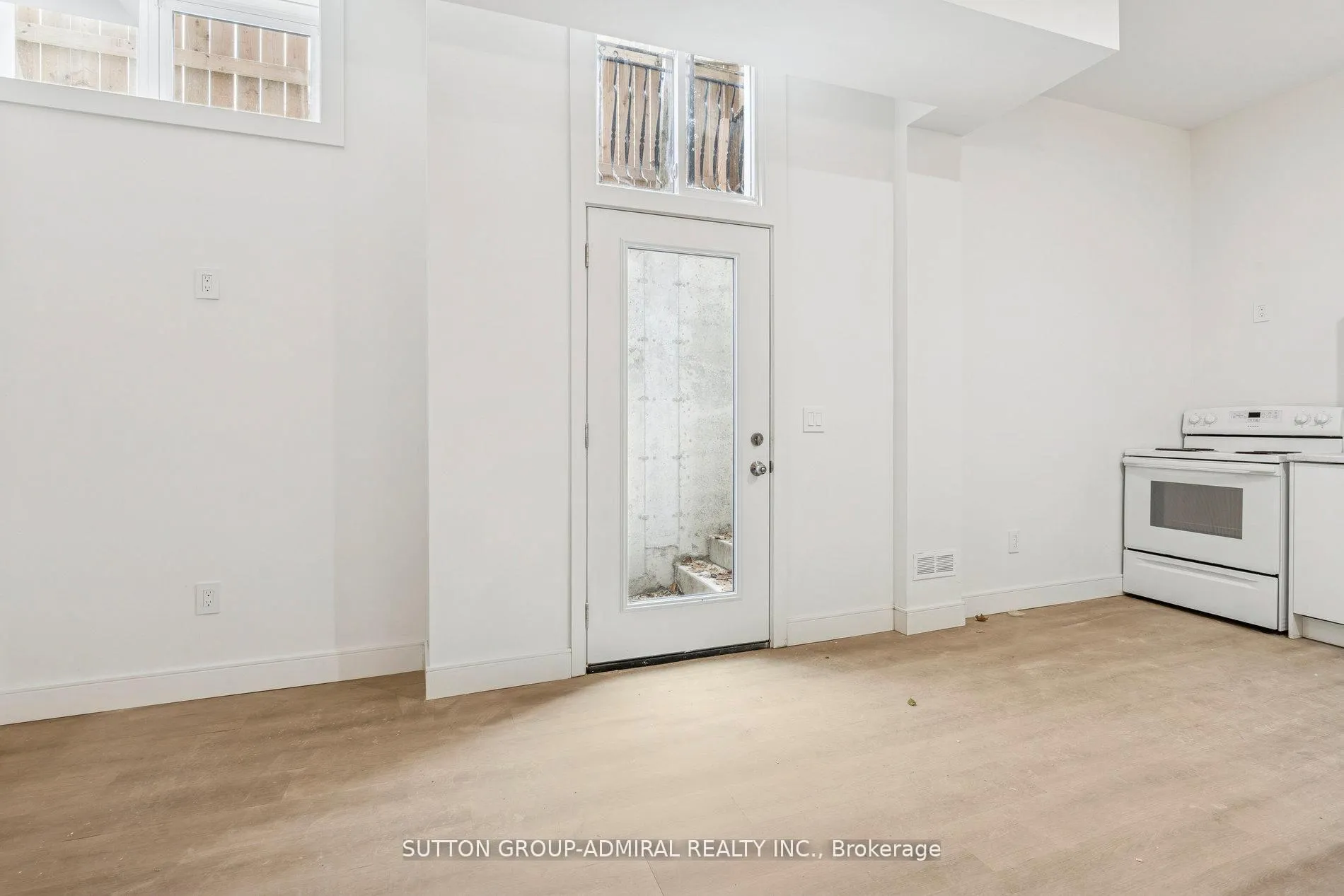 Photo 34 of 78 Burncrest Drive, Toronto, Bedford Park-Nortown — HOMEH