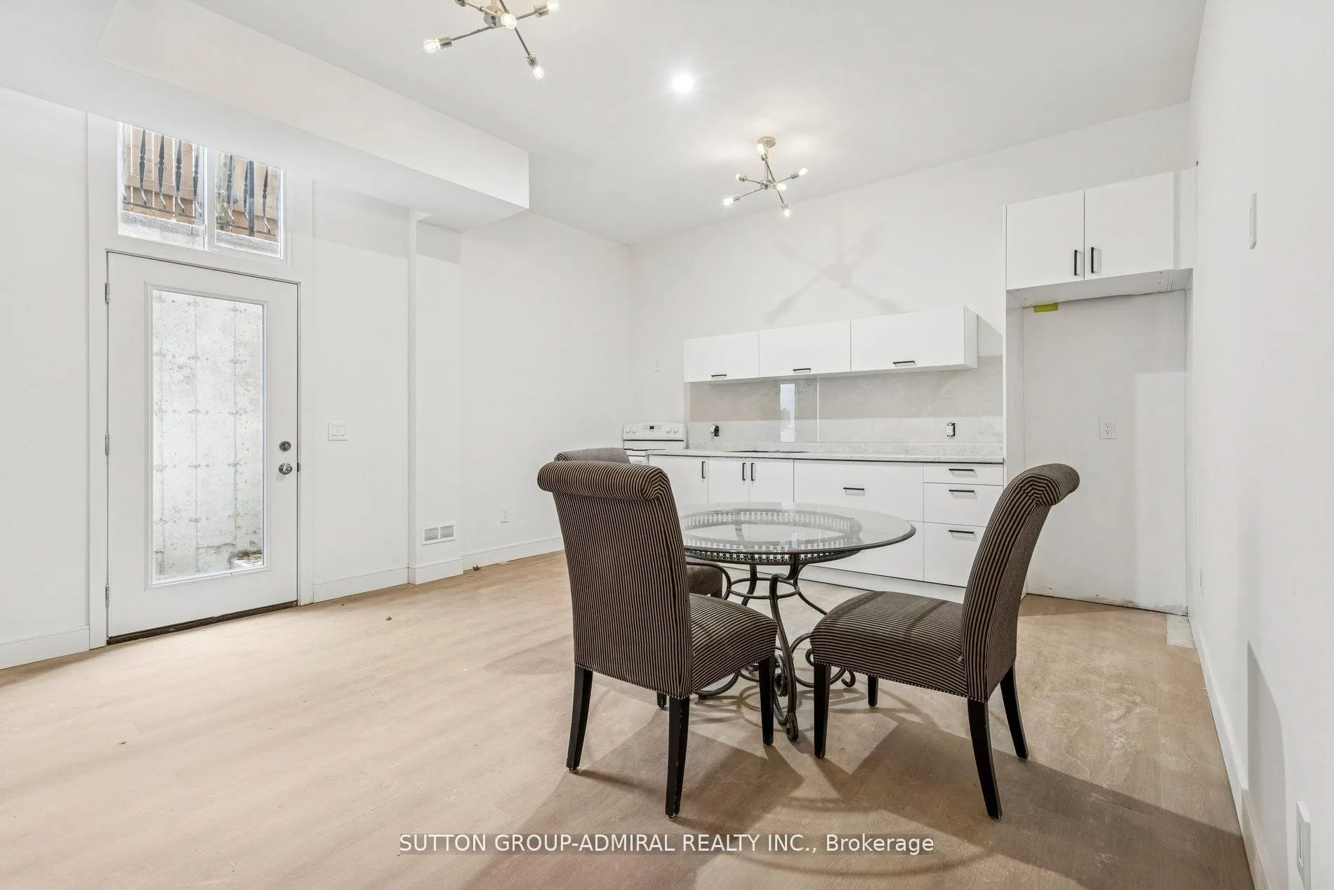 Photo 35 of 78 Burncrest Drive, Toronto, Bedford Park-Nortown — HOMEH