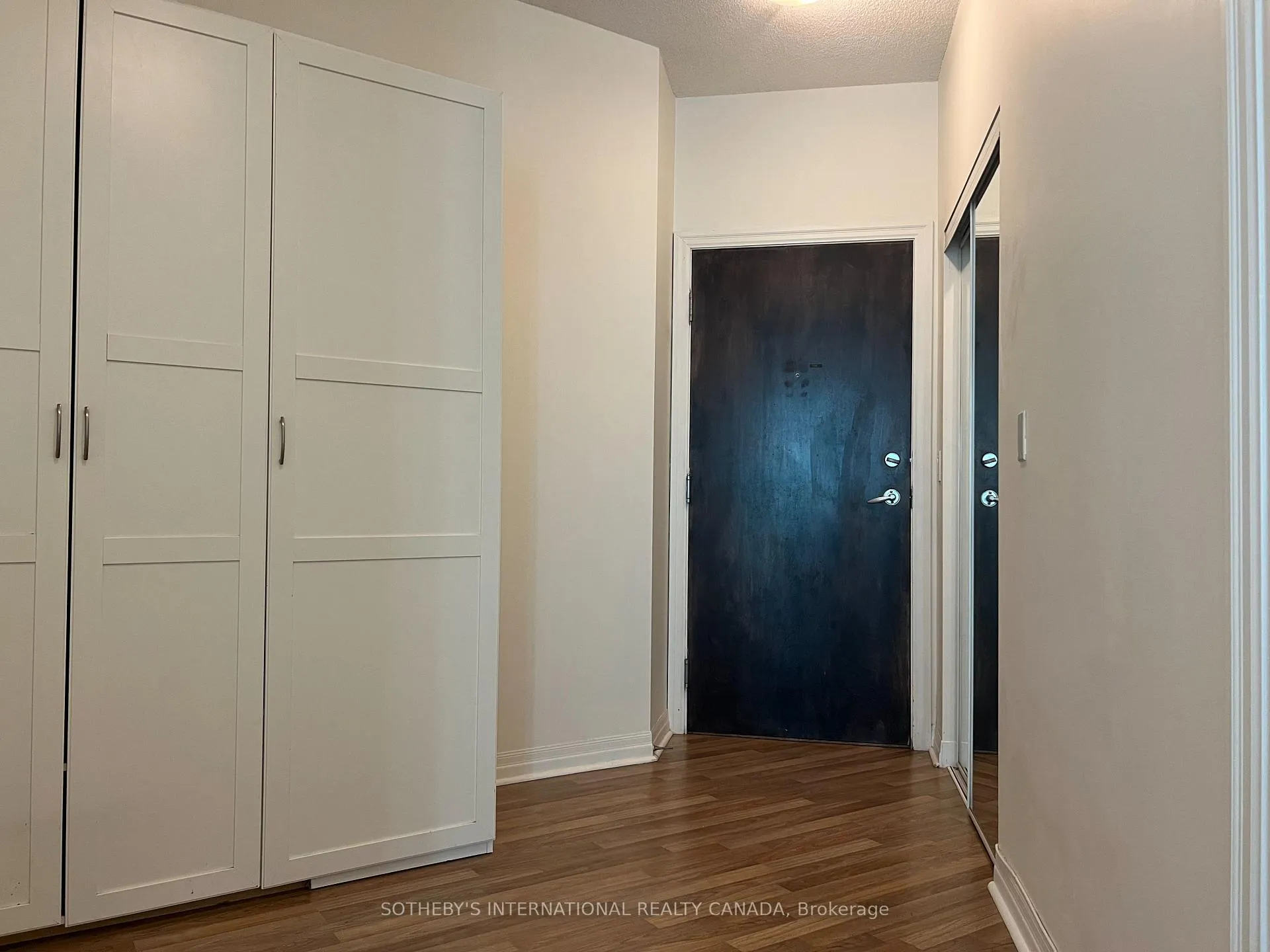 Photo 8 of Unit 2310, 12 Yonge Street, Toronto, Waterfront Communities — HOMEH