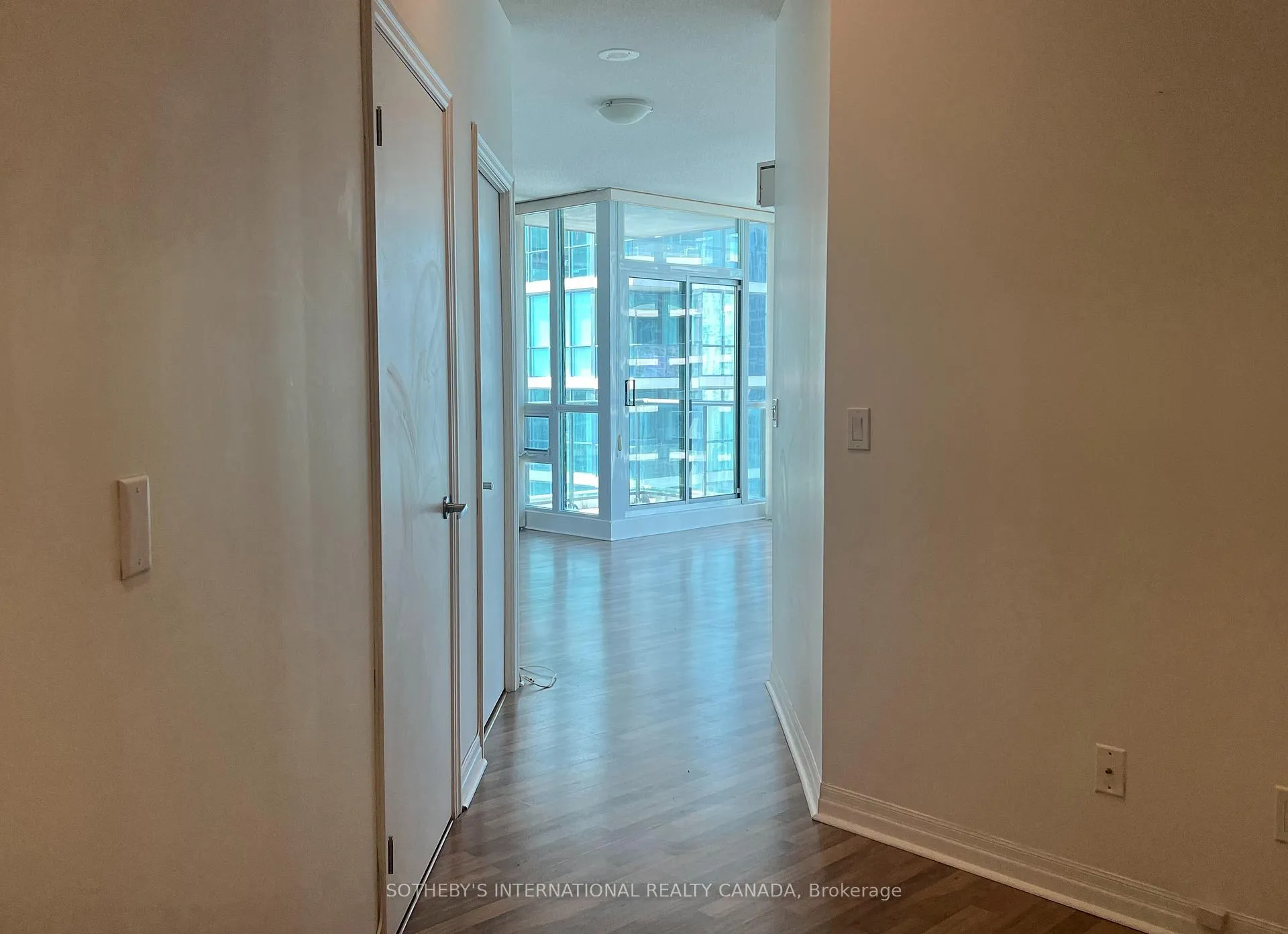 Photo 10 of Unit 2310, 12 Yonge Street, Toronto, Waterfront Communities — HOMEH