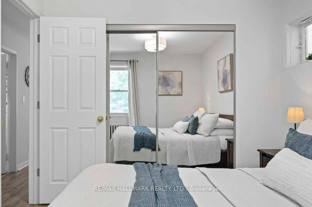 Photo 9 of 34 Gloucester Grove, Toronto, Humewood-Cedarvale — HOMEH