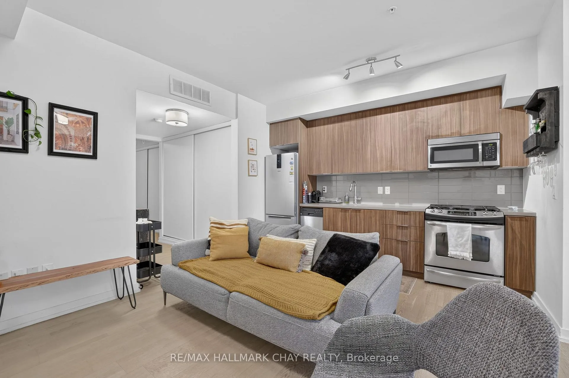 Photo 6 of Unit 52, 140 Broadview Avenue, Toronto, South Riverdale — HOMEH