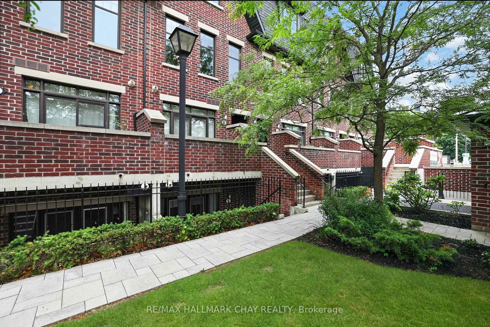 Photo 17 of Unit 52, 140 Broadview Avenue, Toronto, South Riverdale — HOMEH