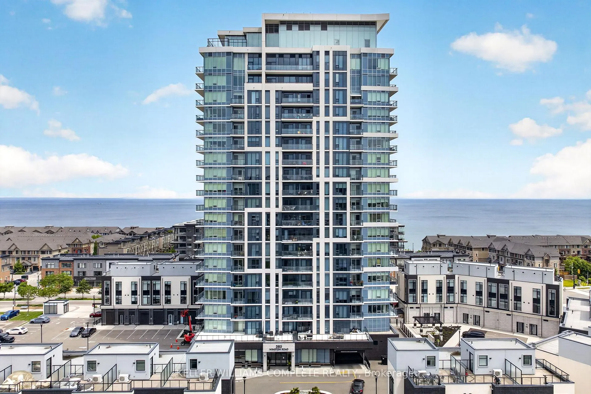 Photo 3 of Unit Unit 501, 385 Winston Road, Grimsby, Grimsby Beach — HOMEH