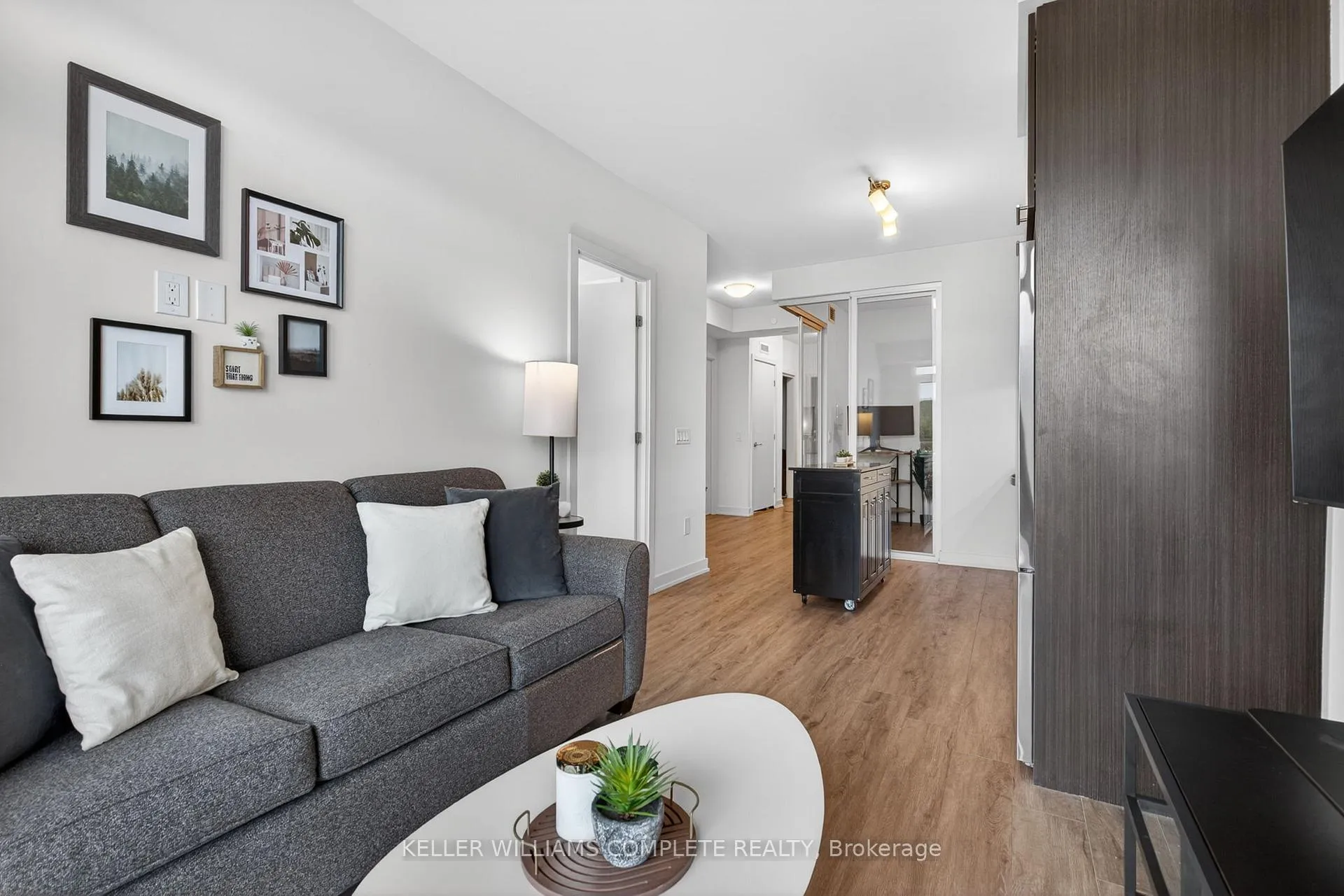 Photo 9 of Unit Unit 501, 385 Winston Road, Grimsby, Grimsby Beach — HOMEH