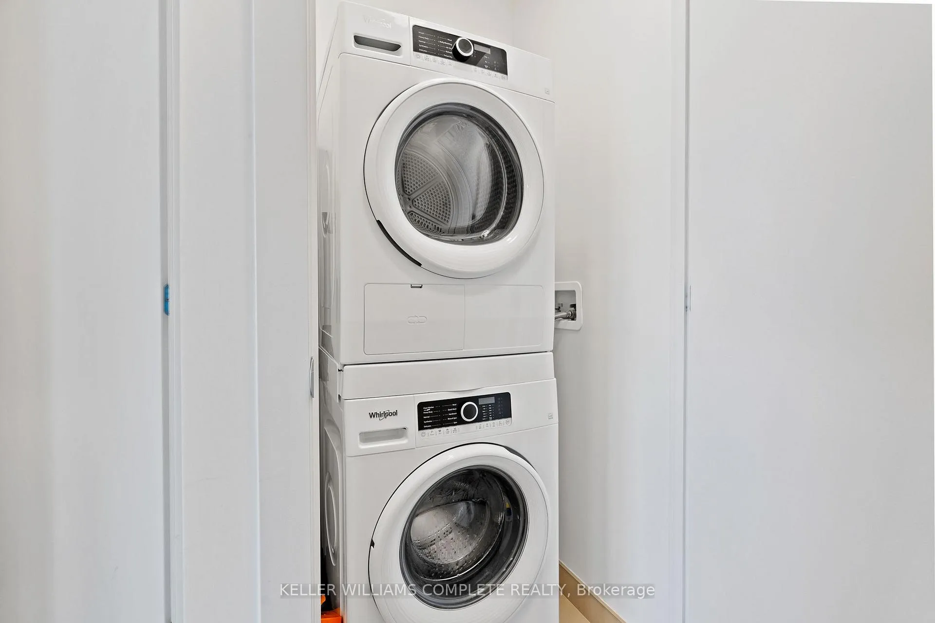 Photo 16 of Unit Unit 501, 385 Winston Road, Grimsby, Grimsby Beach — HOMEH