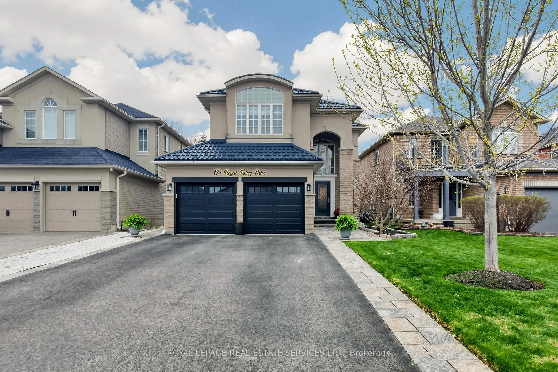 Photo 1 of 174 Royal Valley Drive, Caledon, Rural Caledon — HOMEH
