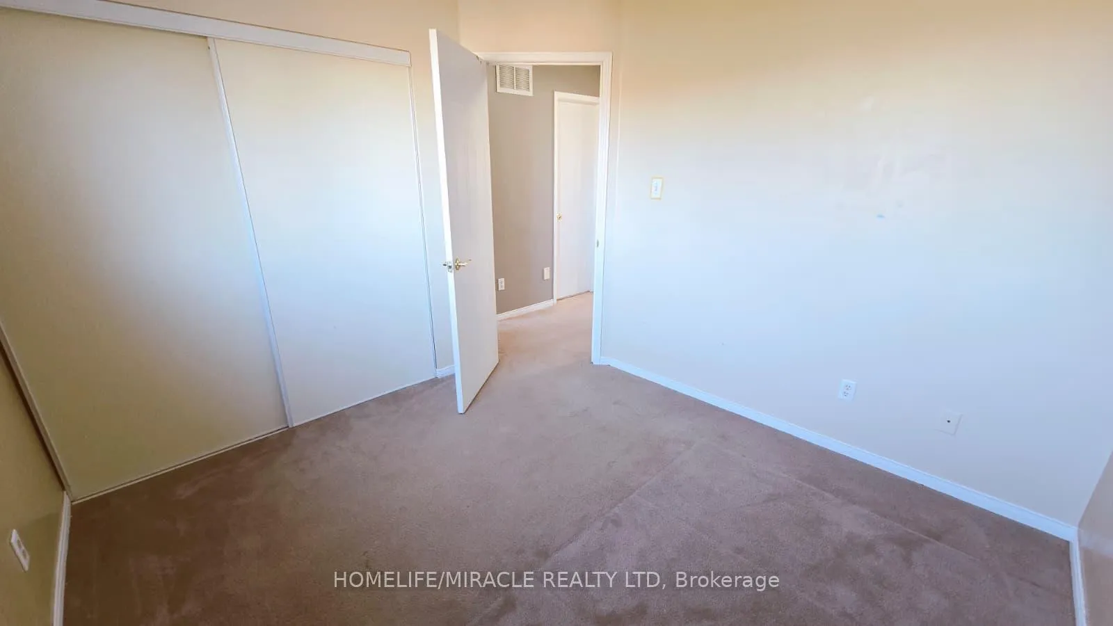 Photo 12 of 12 Gore Drive, Barrie, Ardagh — HOMEH