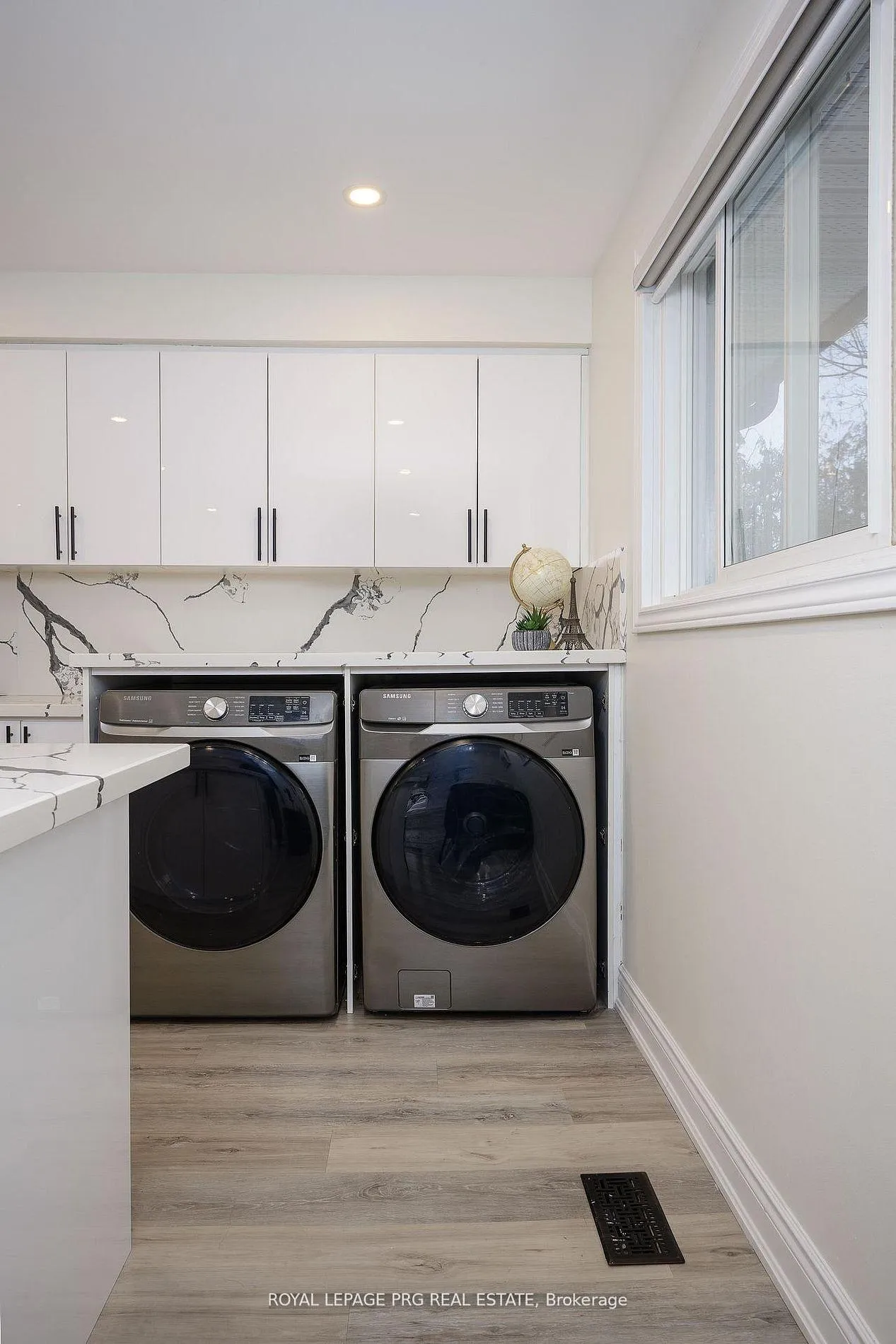Photo 7 of 263 Cook Street, Barrie, Grove East — HOMEH