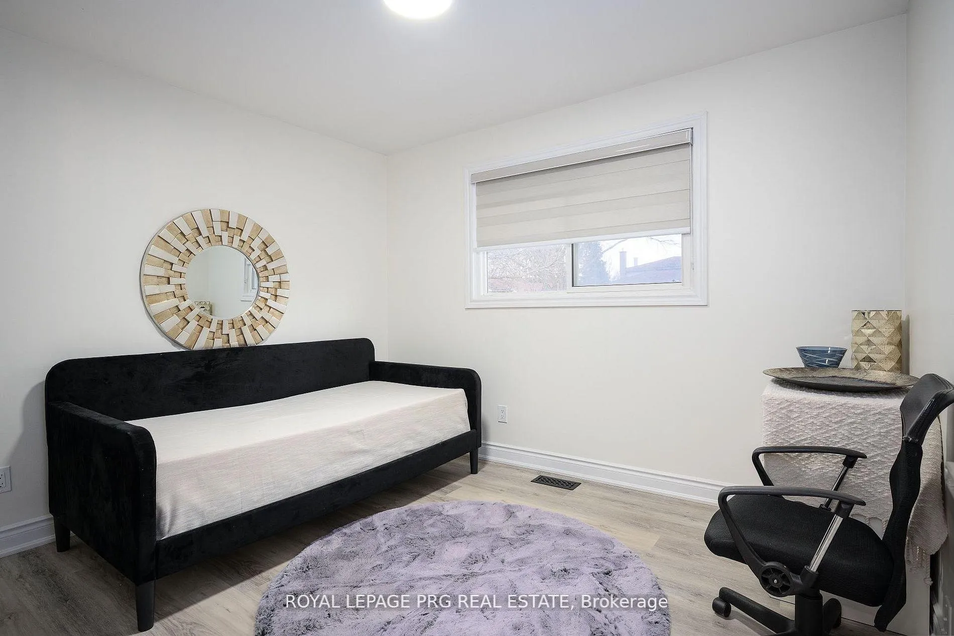 Photo 10 of 263 Cook Street, Barrie, Grove East — HOMEH
