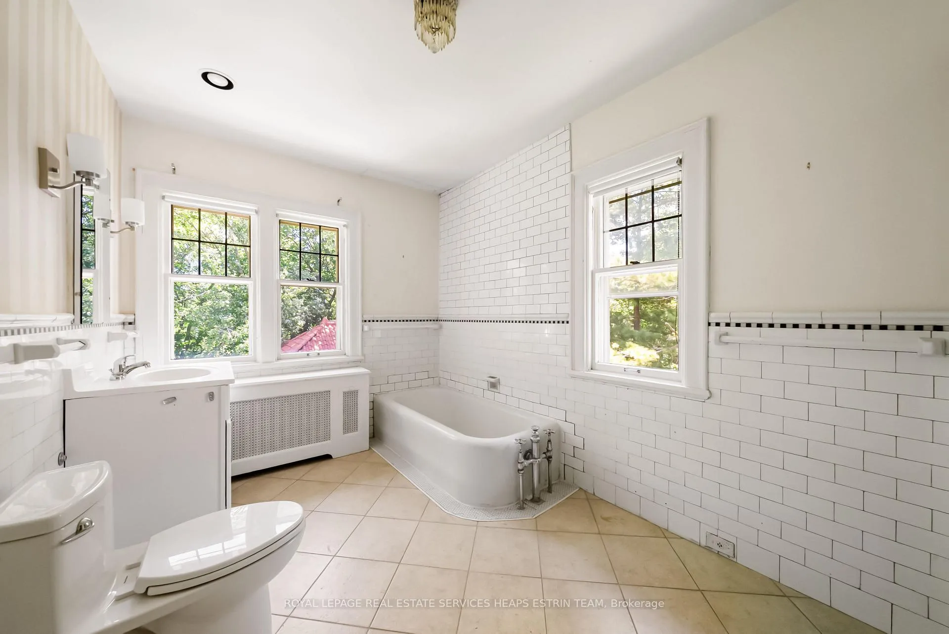 Photo 29 of 208 Roxborough Drive, Toronto, Rosedale-Moore Park — HOMEH