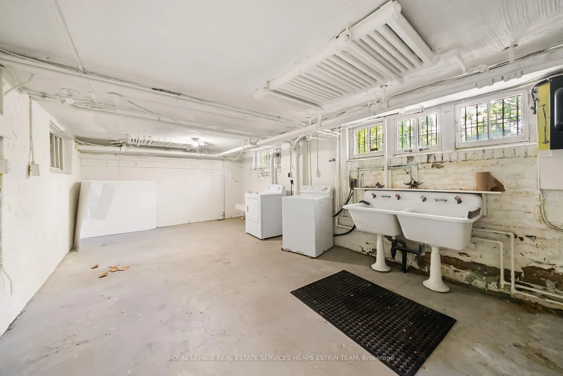 Photo 39 of 208 Roxborough Drive, Toronto, Rosedale-Moore Park — HOMEH