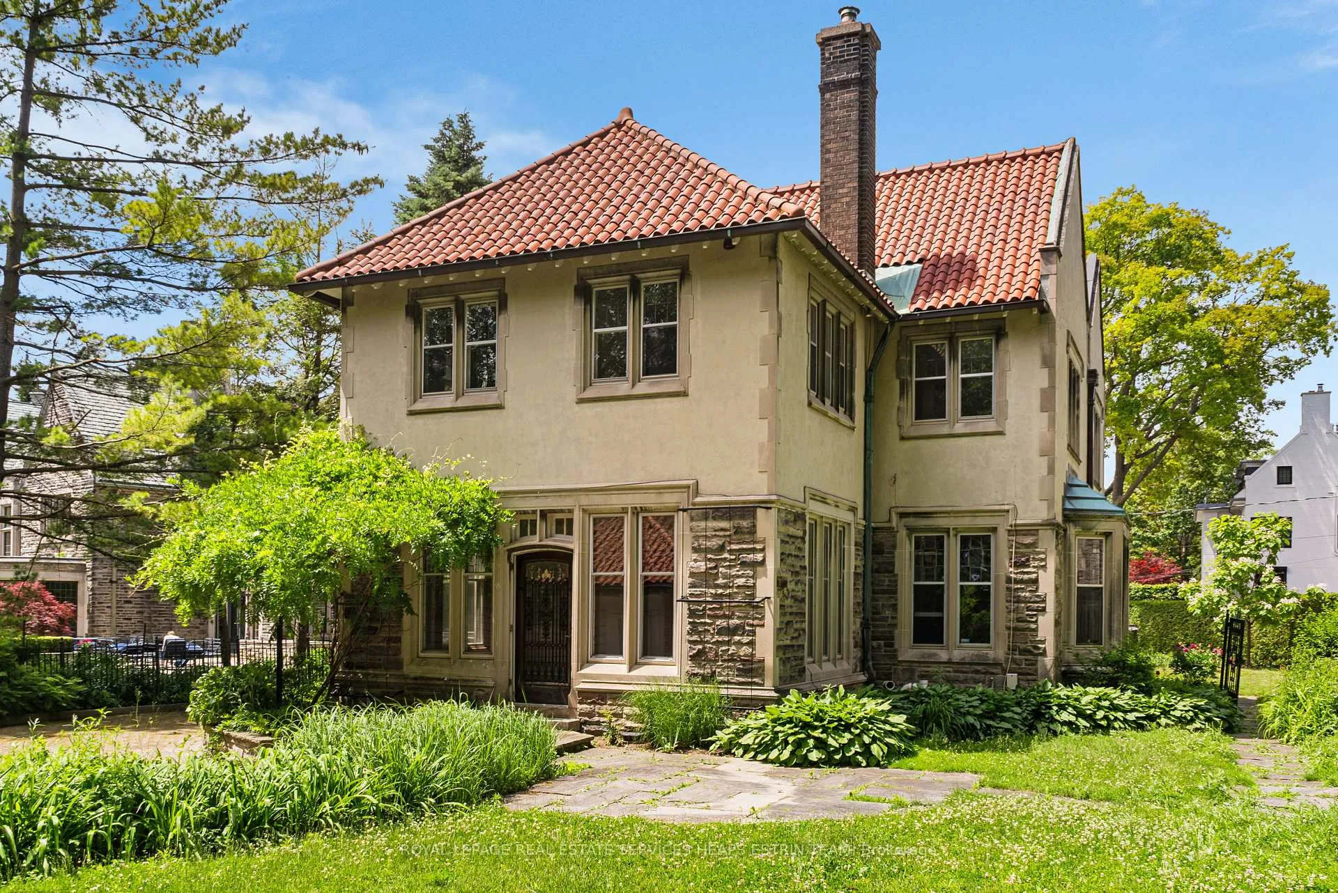 Photo 40 of 208 Roxborough Drive, Toronto, Rosedale-Moore Park — HOMEH