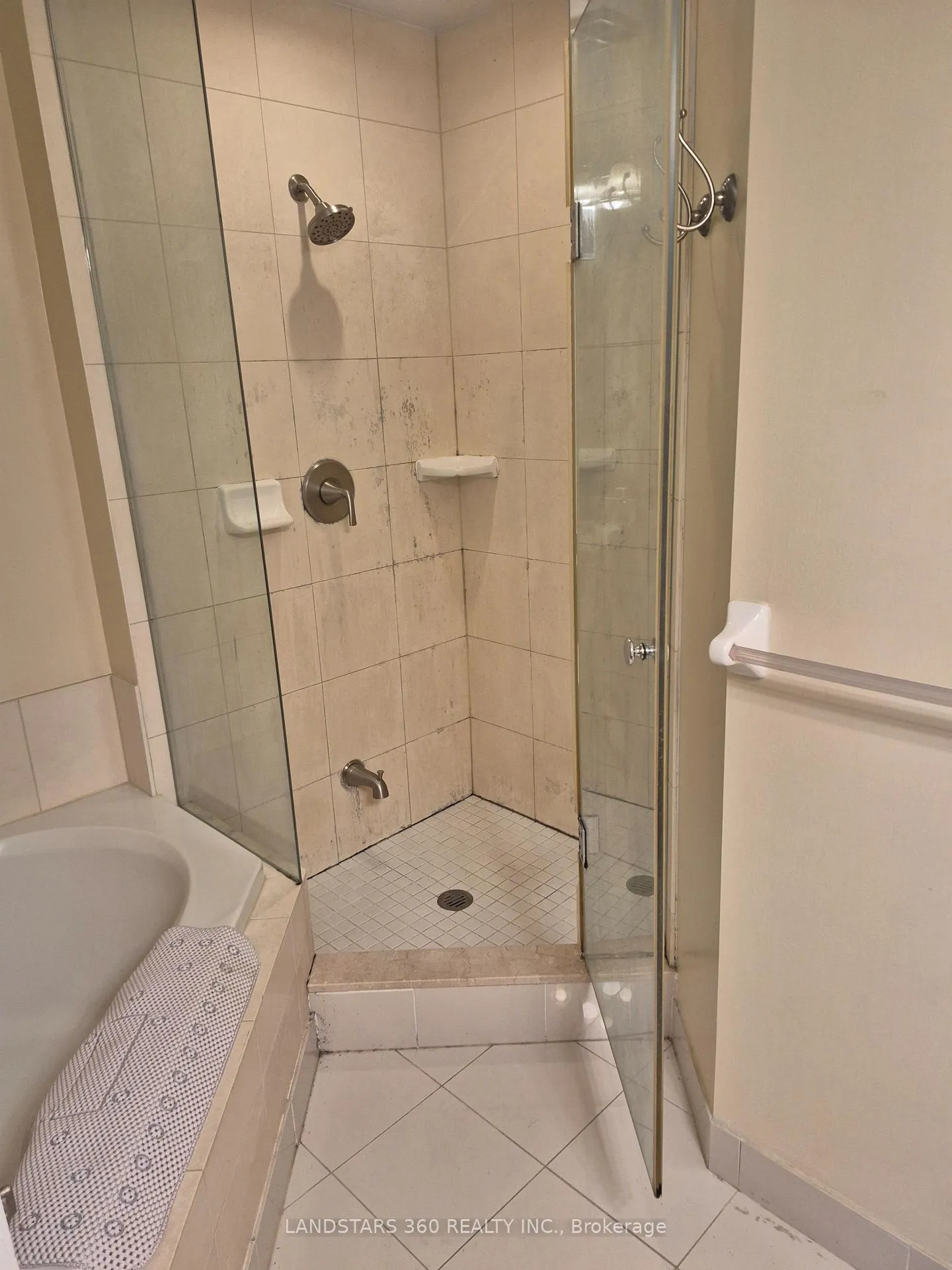 Photo 13 of Unit 401, 10 Bellair Street, Toronto, The Annex — HOMEH