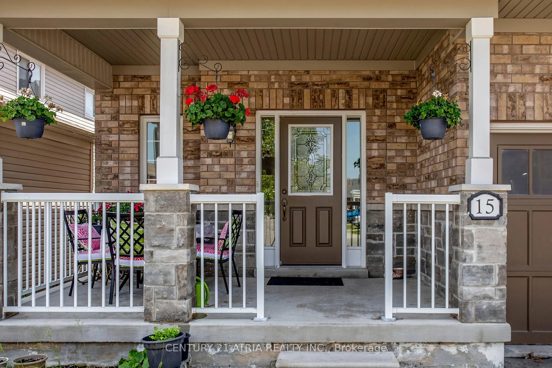 Photo 2 of 15 Paulgrave Avenue, Georgina, Keswick South — HOMEH