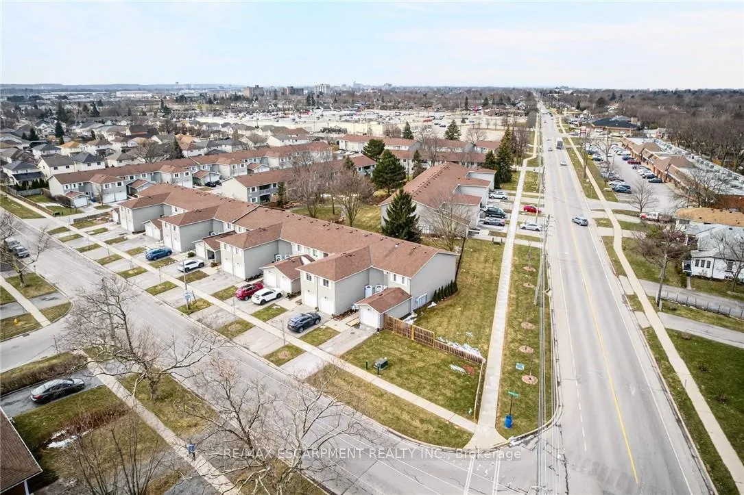 Photo 39 of Unit 101, 201 Dorchester Boulevard, St. Catharines, Carlton/Bunting — HOMEH