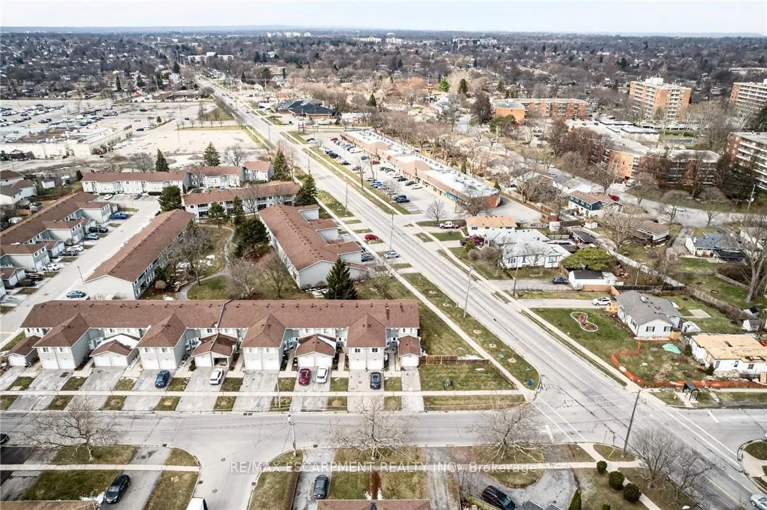 Photo 40 of Unit 101, 201 Dorchester Boulevard, St. Catharines, Carlton/Bunting — HOMEH