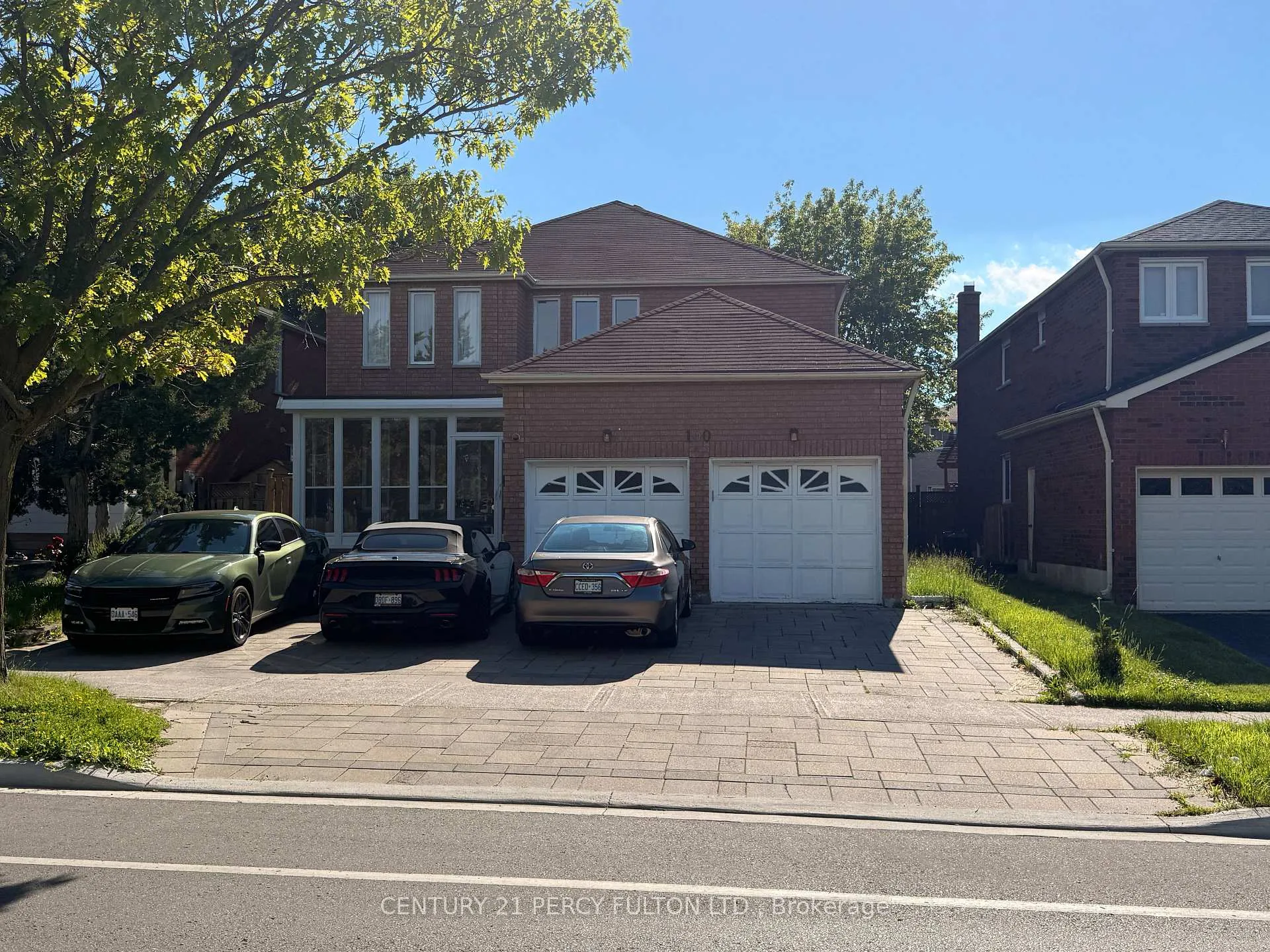 Photo 1 of 100 Featherstone Avenue, Markham, Middlefield — HOMEH