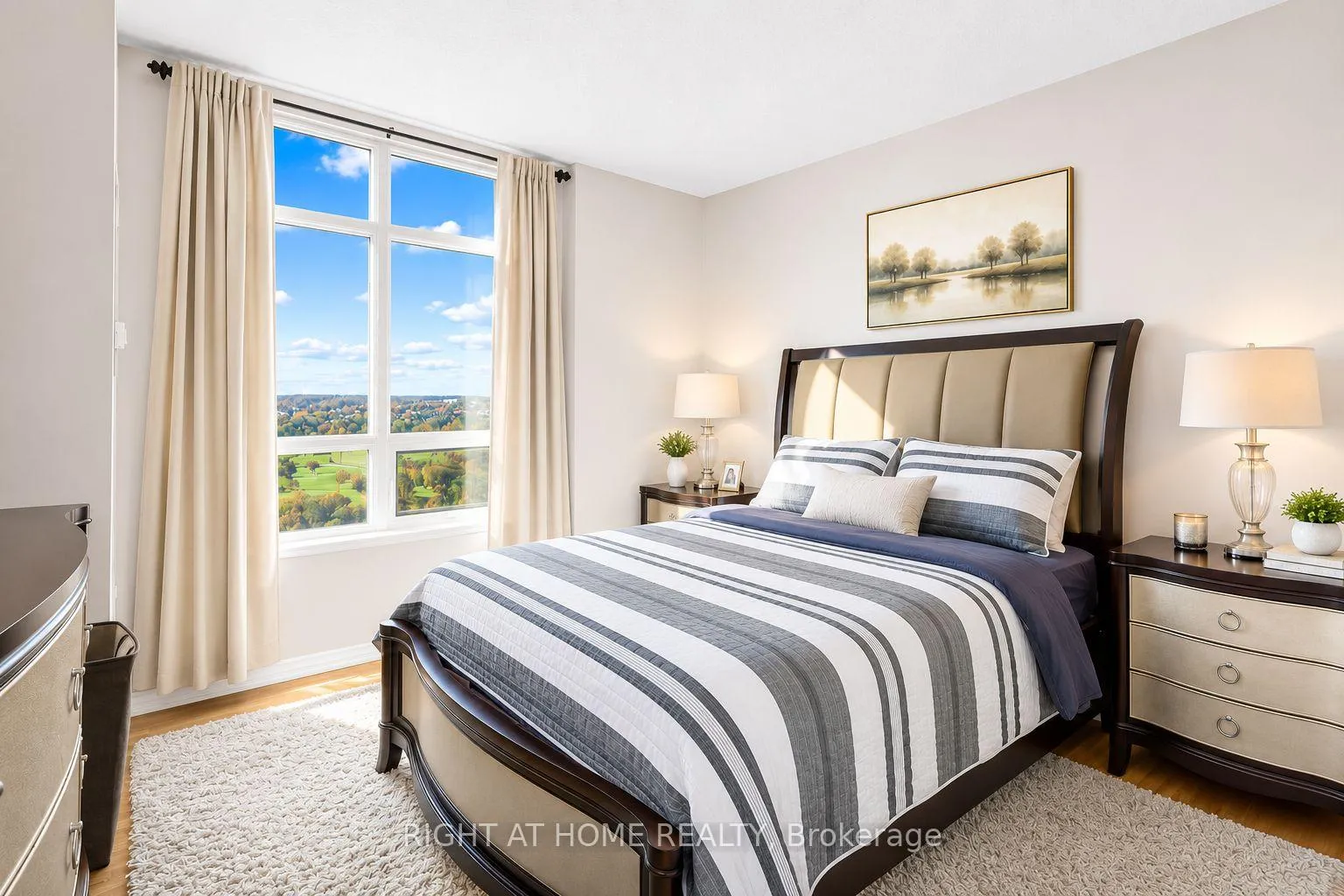 Photo 17 of Unit 1012, 9235 Jane Street, Vaughan, Maple — HOMEH